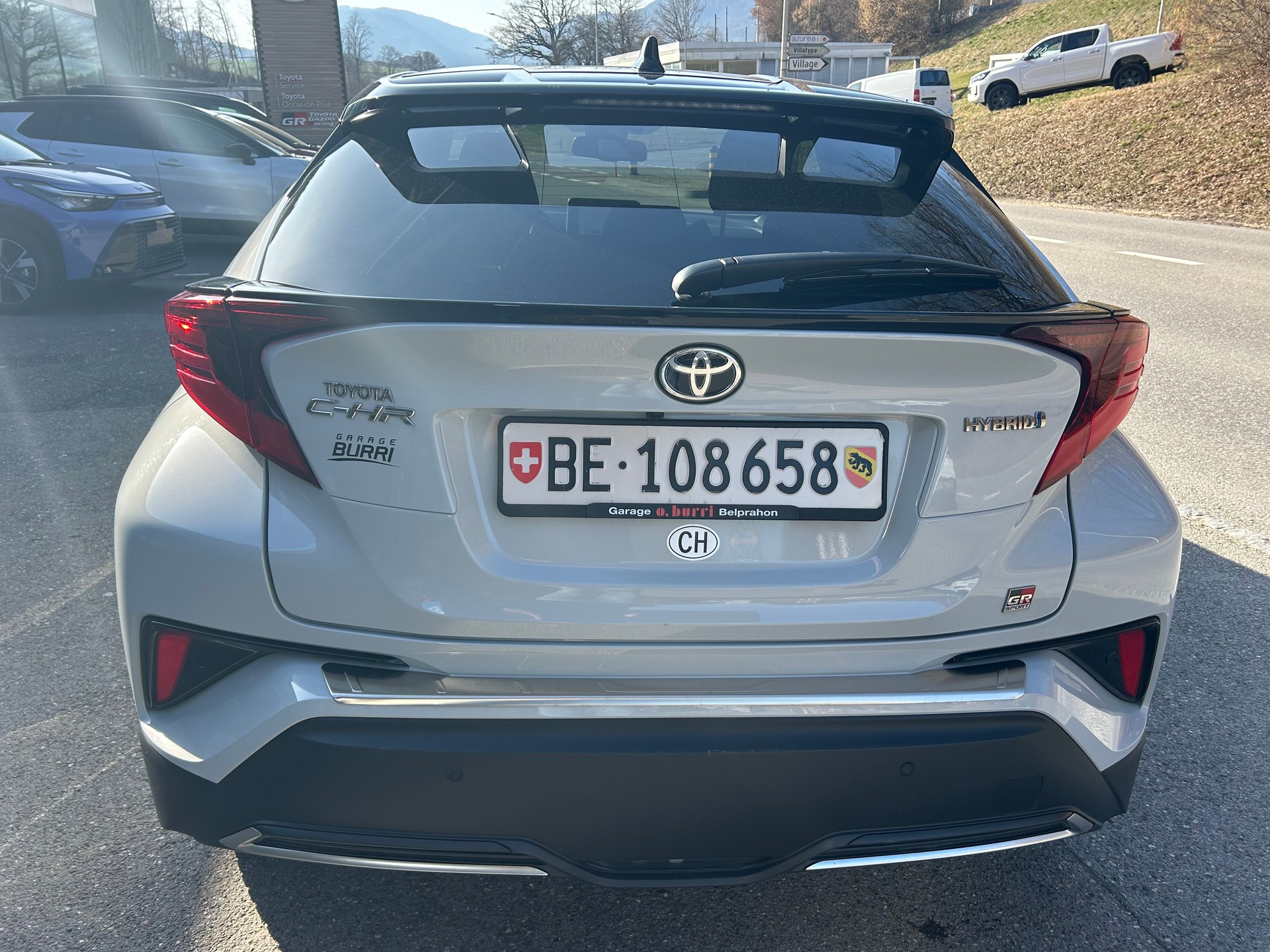 TOYOTA C-HR 2.0 HSD CVT GR Sport-image-6