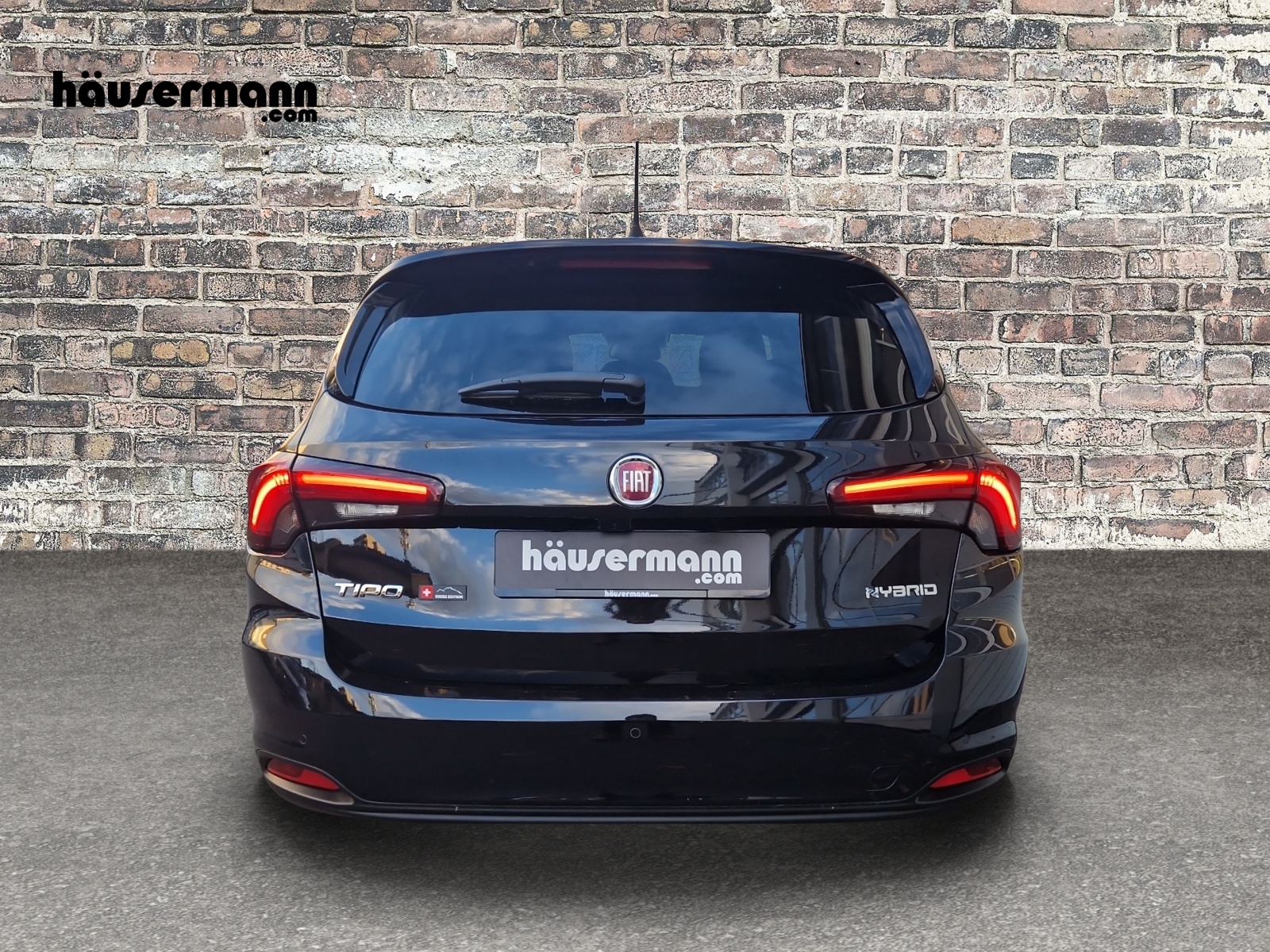 FIAT Tipo SW 1.5 Hybrid Swiss Edition-image-4