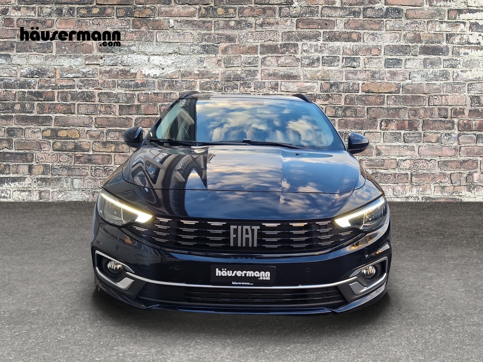 FIAT Tipo SW 1.5 Hybrid Swiss Edition-showroom-element-1