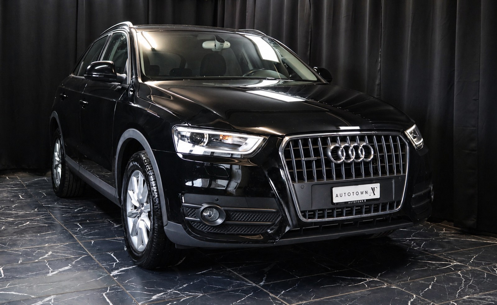 AUDI Q3 2.0 TDI quattro S-tronic