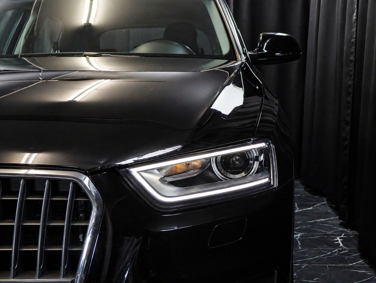 AUDI Q3 2.0 TDI quattro S-tronic-image-14