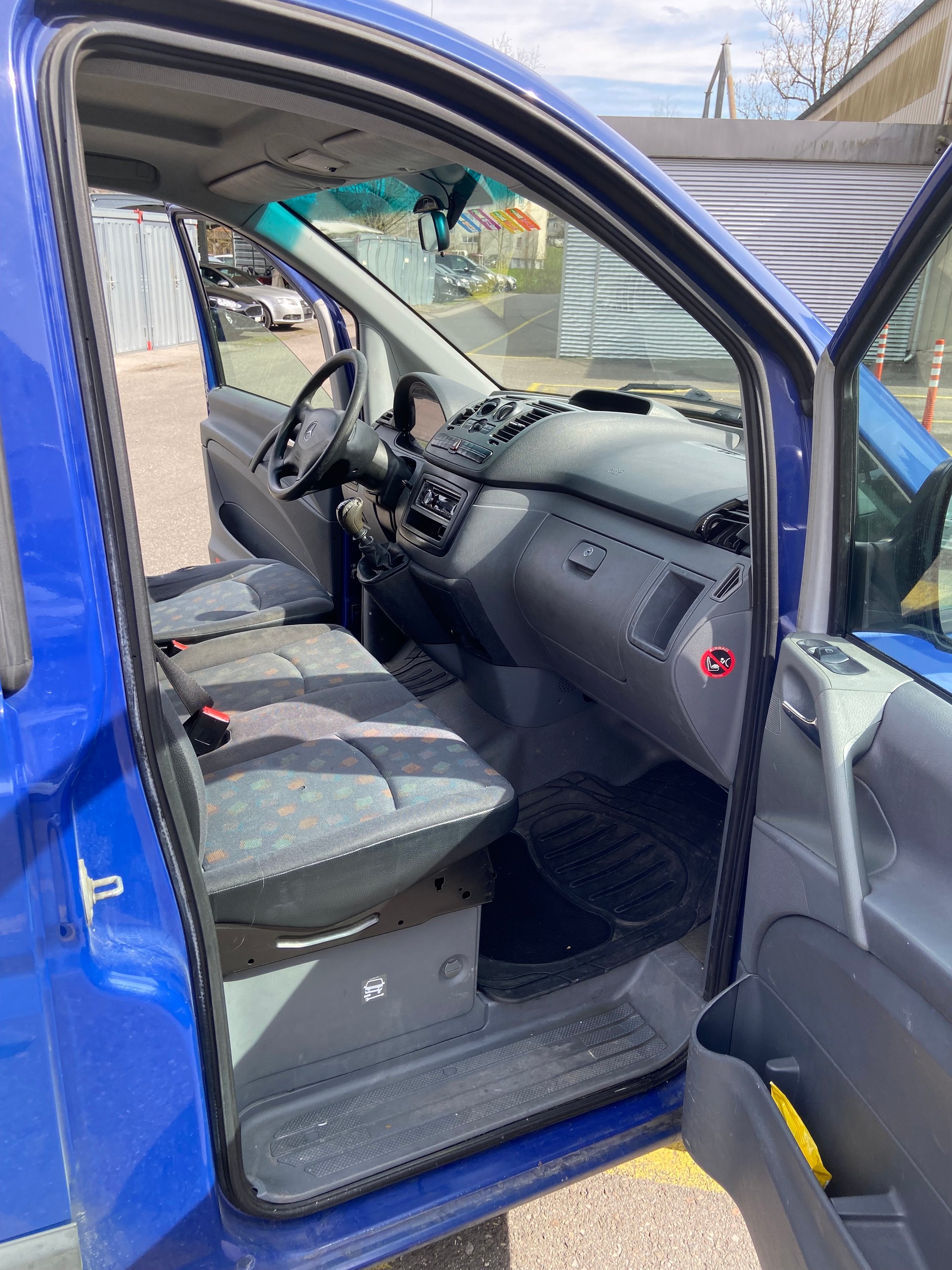MERCEDES-BENZ Vito 109 CDI L-image-11