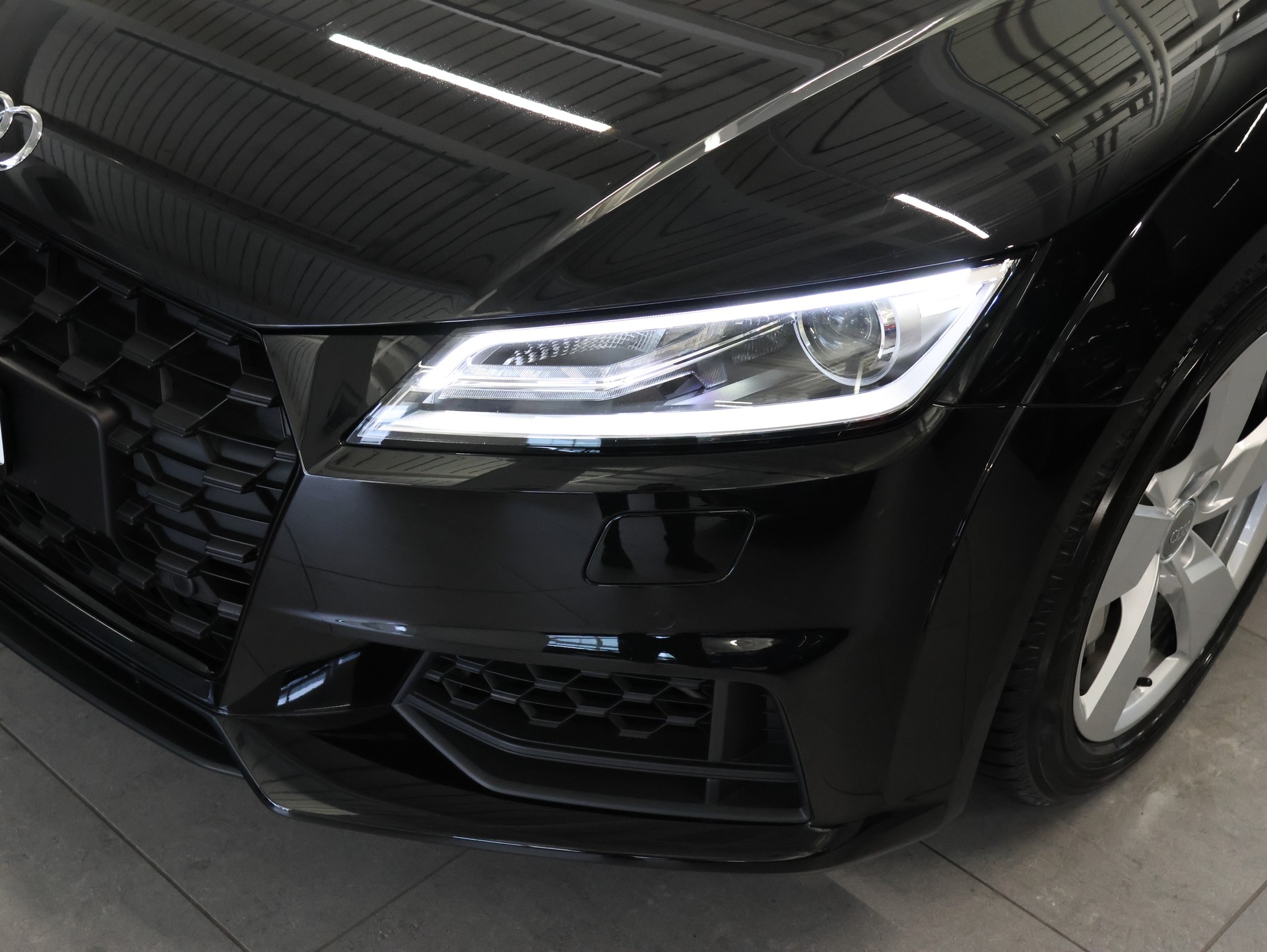 AUDI TT Coupé 45 TFSI quattro S-tronic *Sportabgassanlage* *Bang & Olufsen* *Rückfahrkamera*-image-9
