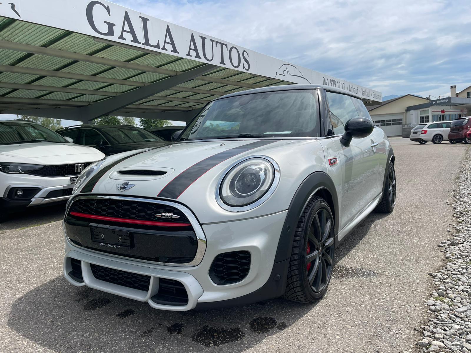 MINI Cooper John Cooper Works Steptronic