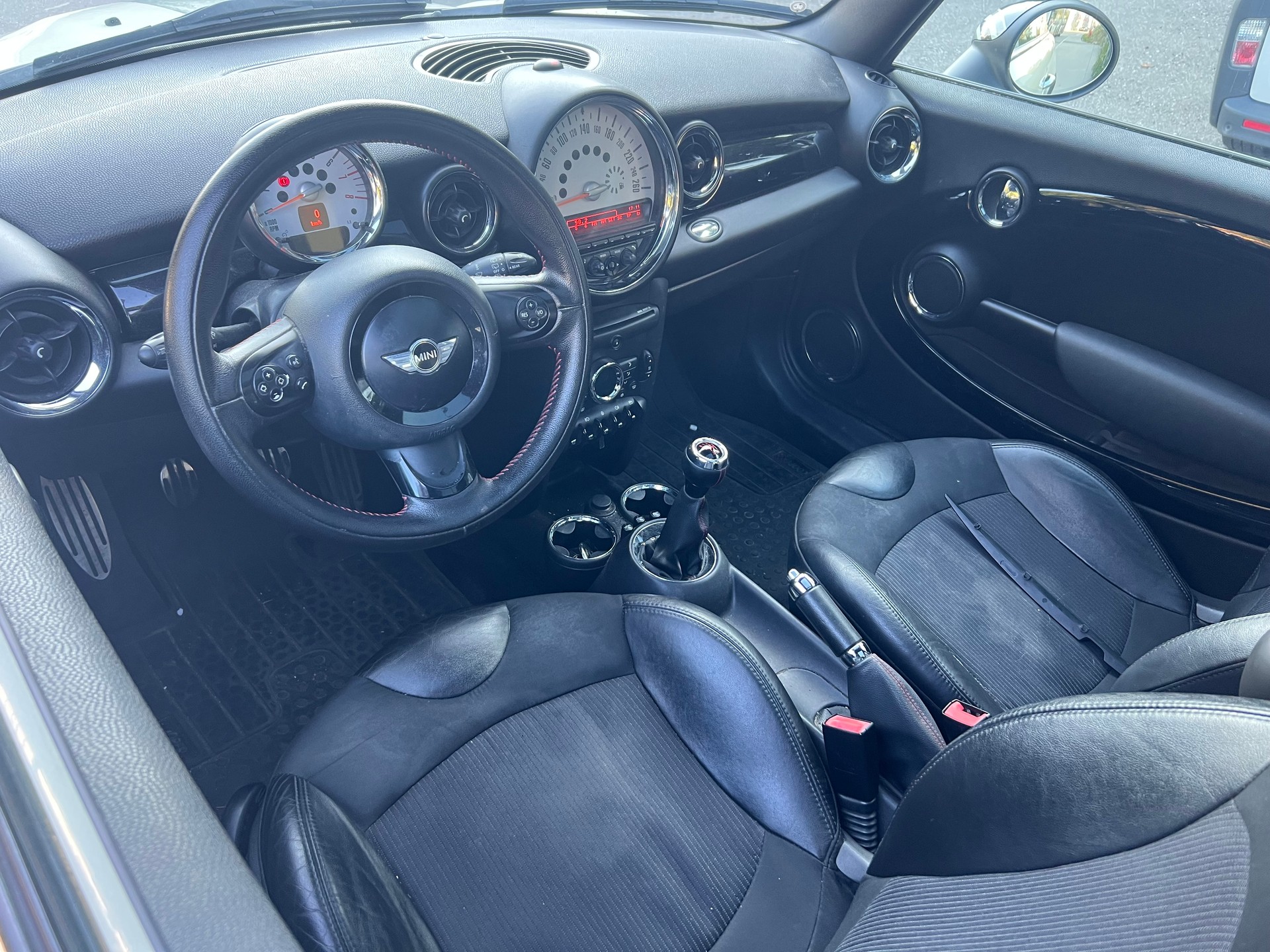 MINI Cooper S-image-7