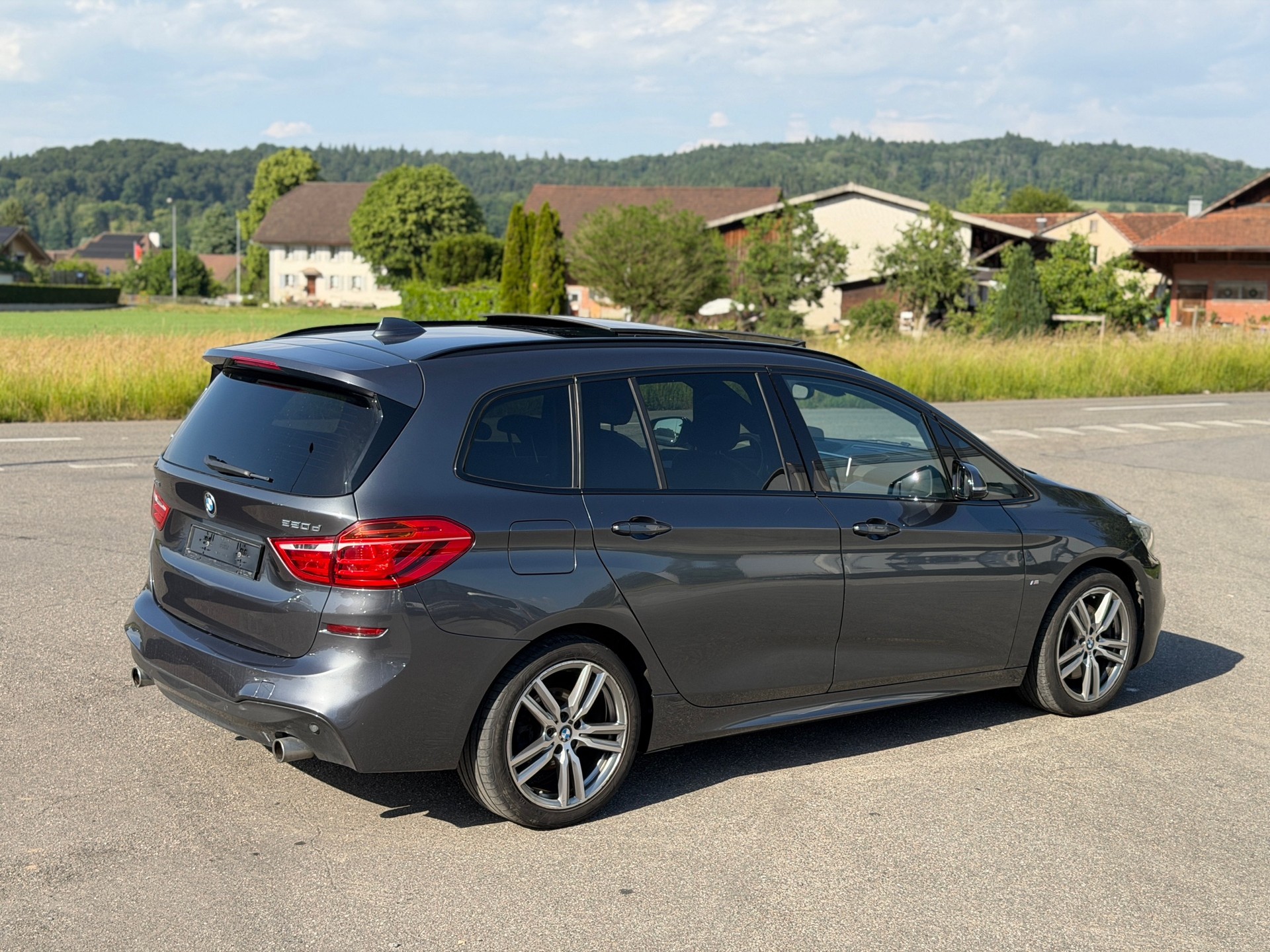 BMW 220d xDrive Gran Tourer M Sport Steptronic-image-13