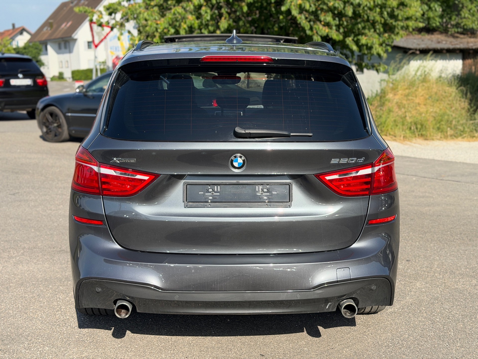BMW 220d xDrive Gran Tourer M Sport Steptronic-image-4