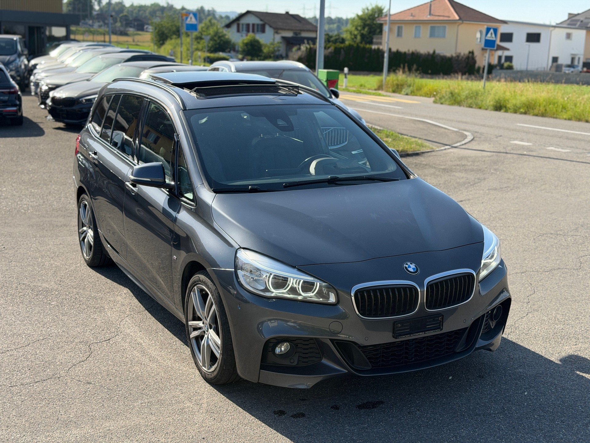BMW 220d xDrive Gran Tourer M Sport Steptronic-image-12