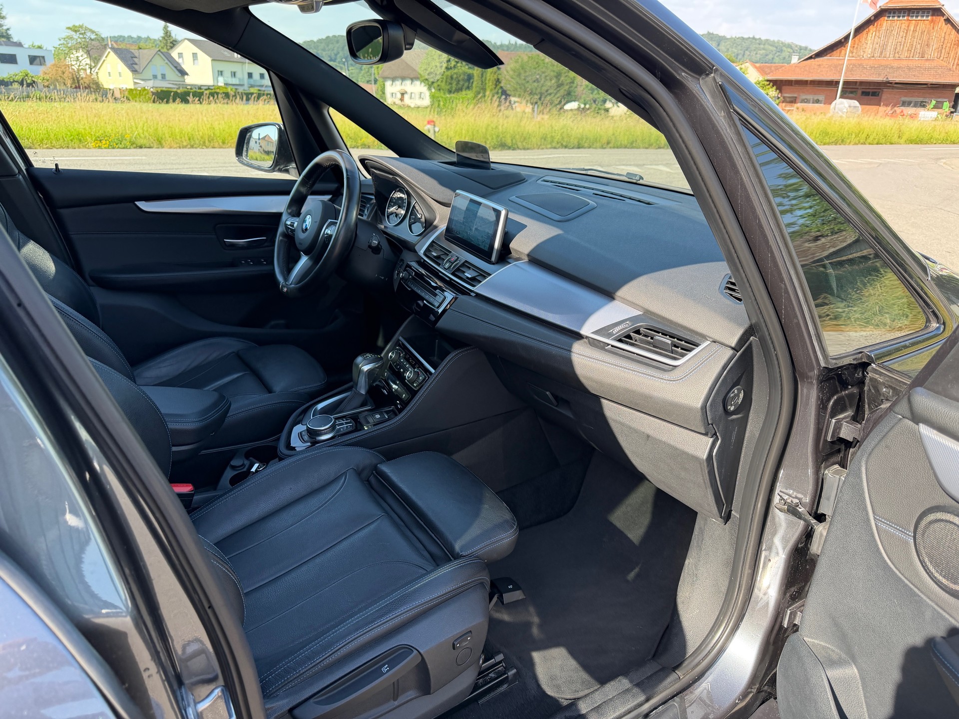 BMW 220d xDrive Gran Tourer M Sport Steptronic-image-9