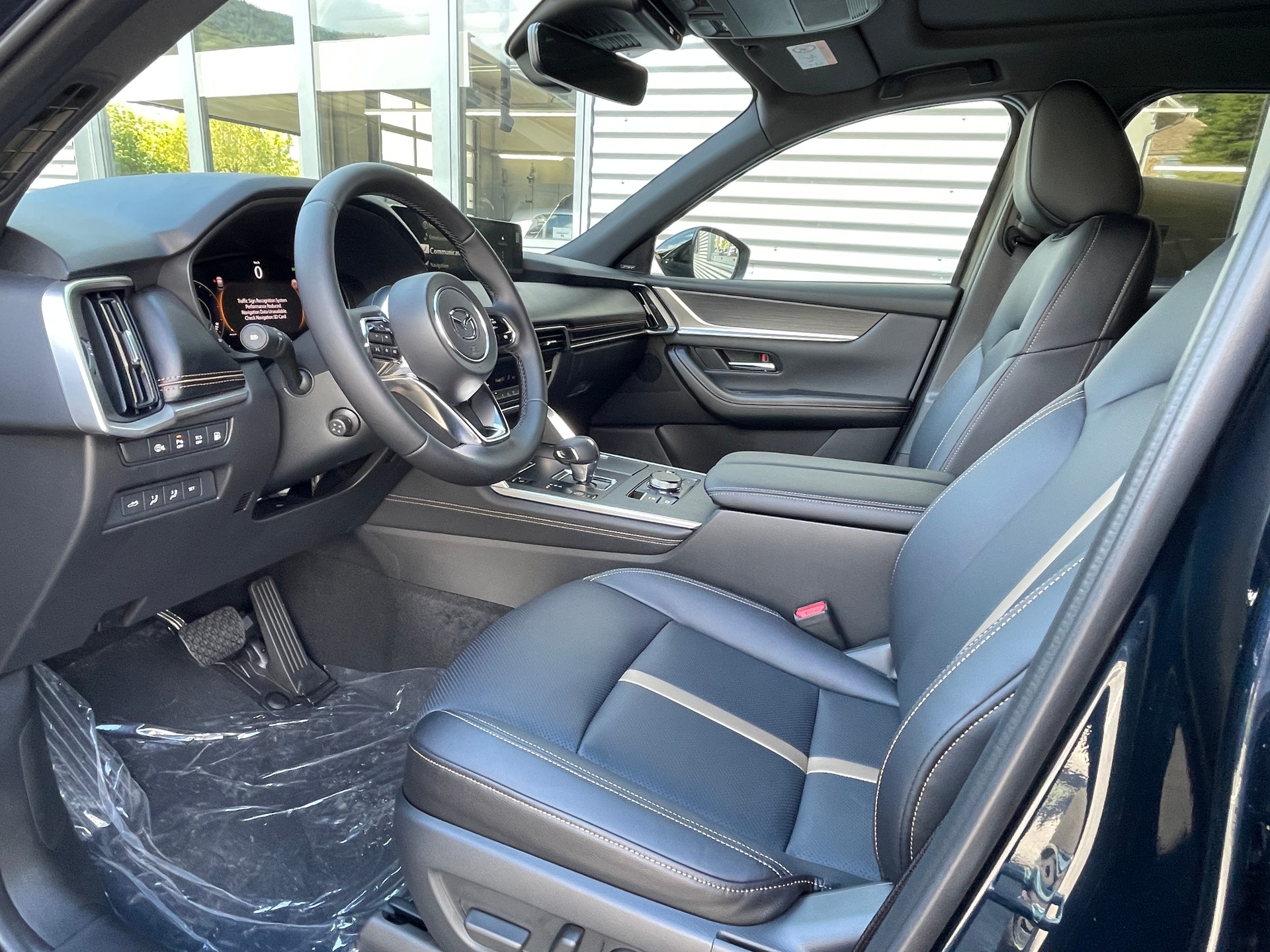 MAZDA CX-60 e-Skyactiv PHEV 327 AWD Homura-image-8