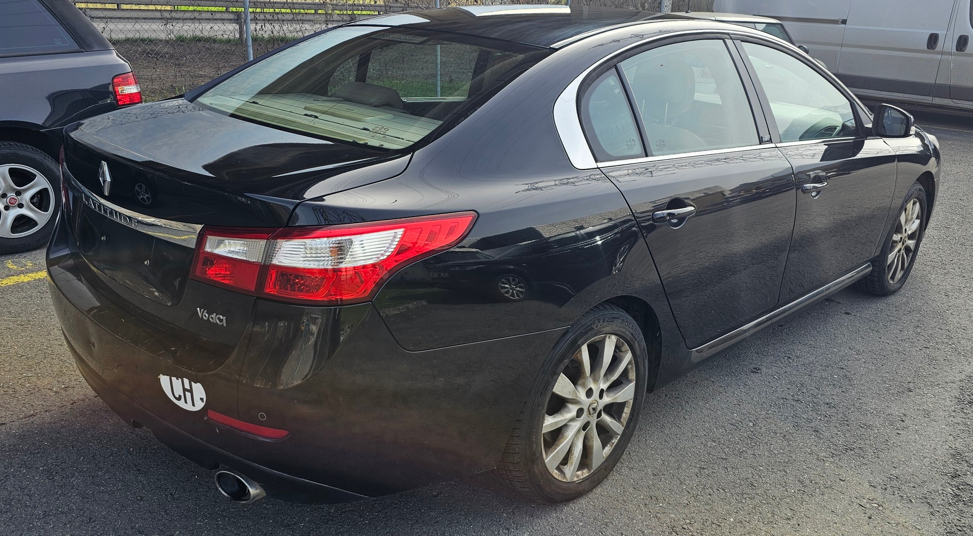 RENAULT LATITUDE-image-2