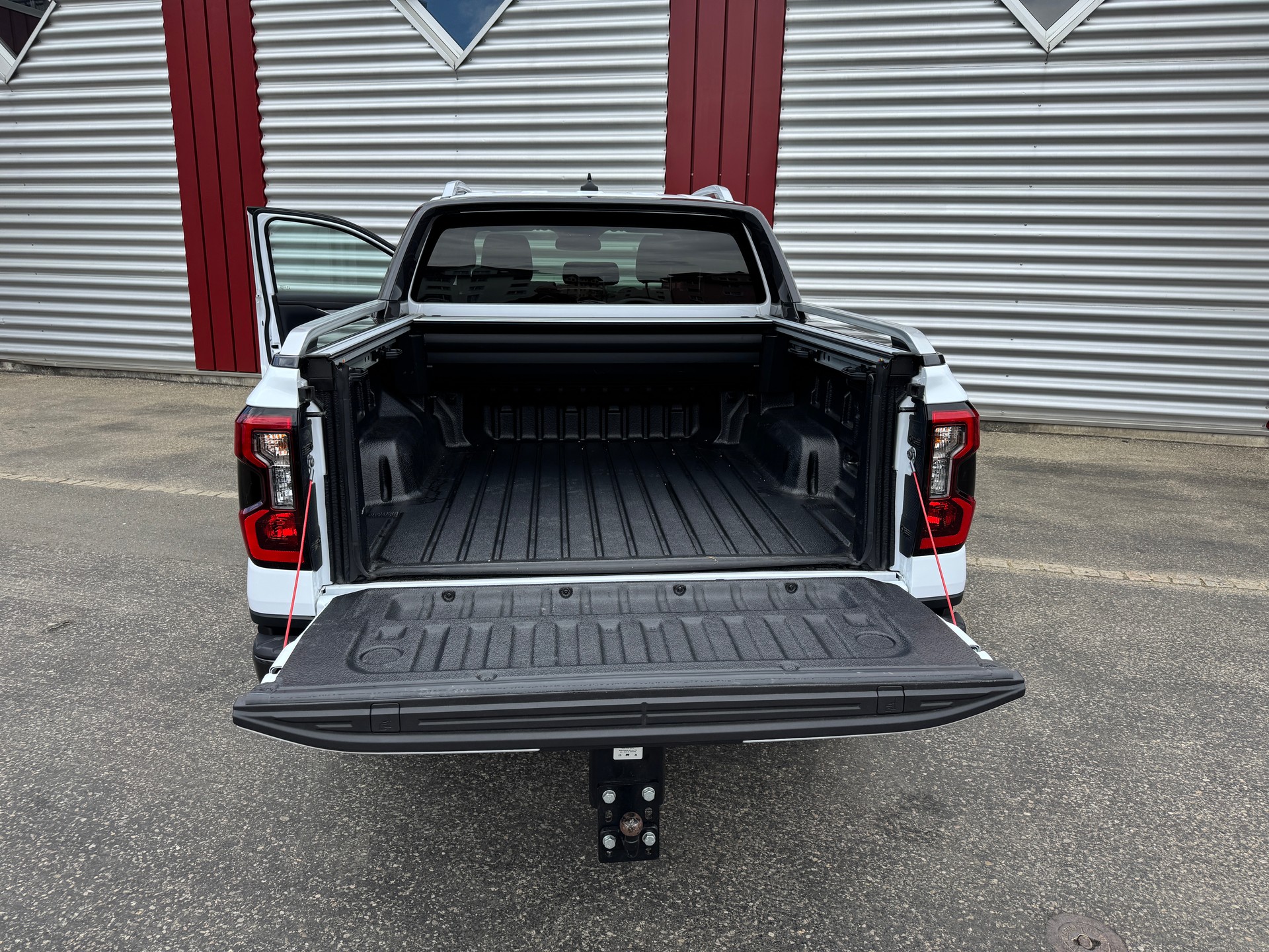 FORD Ranger Wildtrak 3.0 Eco Blue e-4WD Automat-image-4