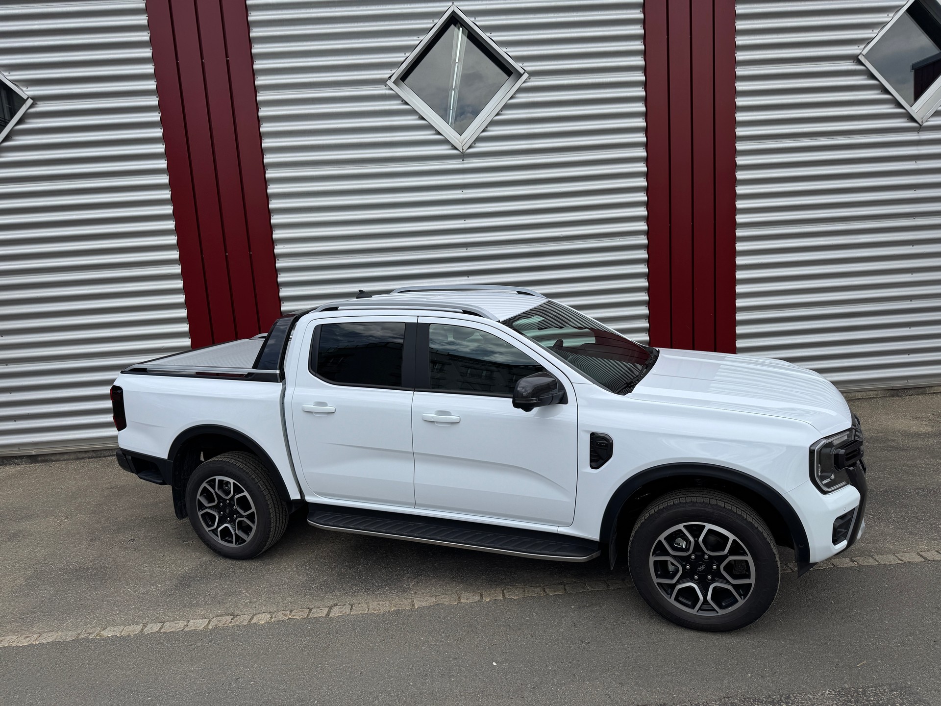 FORD Ranger Wildtrak 3.0 Eco Blue e-4WD Automat-image-1