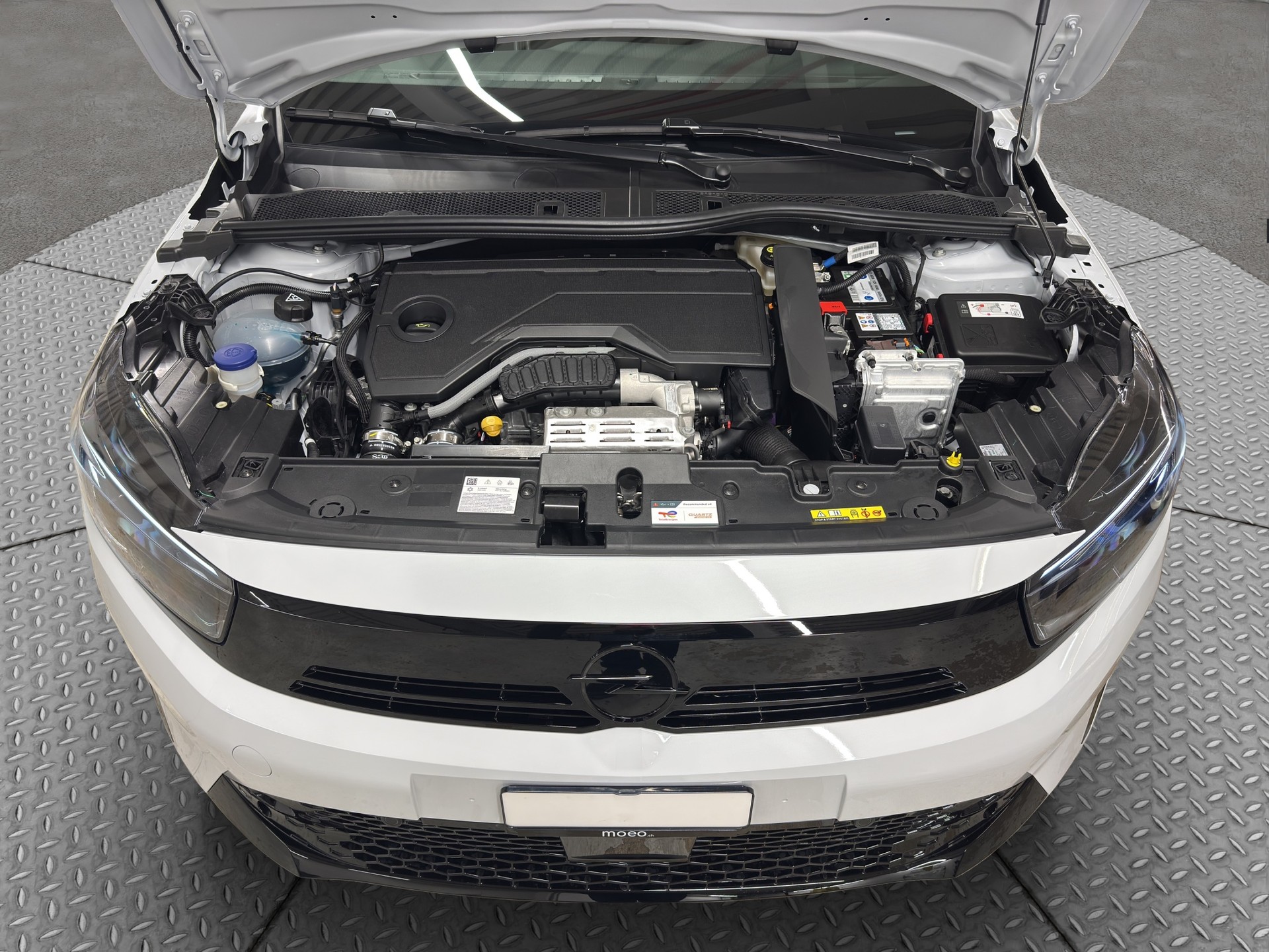OPEL Corsa 1.2 MHEV GS-image-17