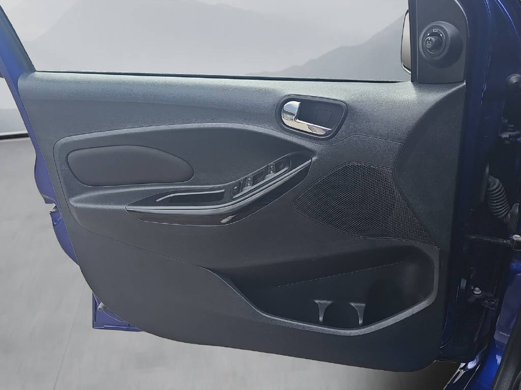 FORD Ka+ 1.2 Ti-VCT 85 Cool&Sound-image-9