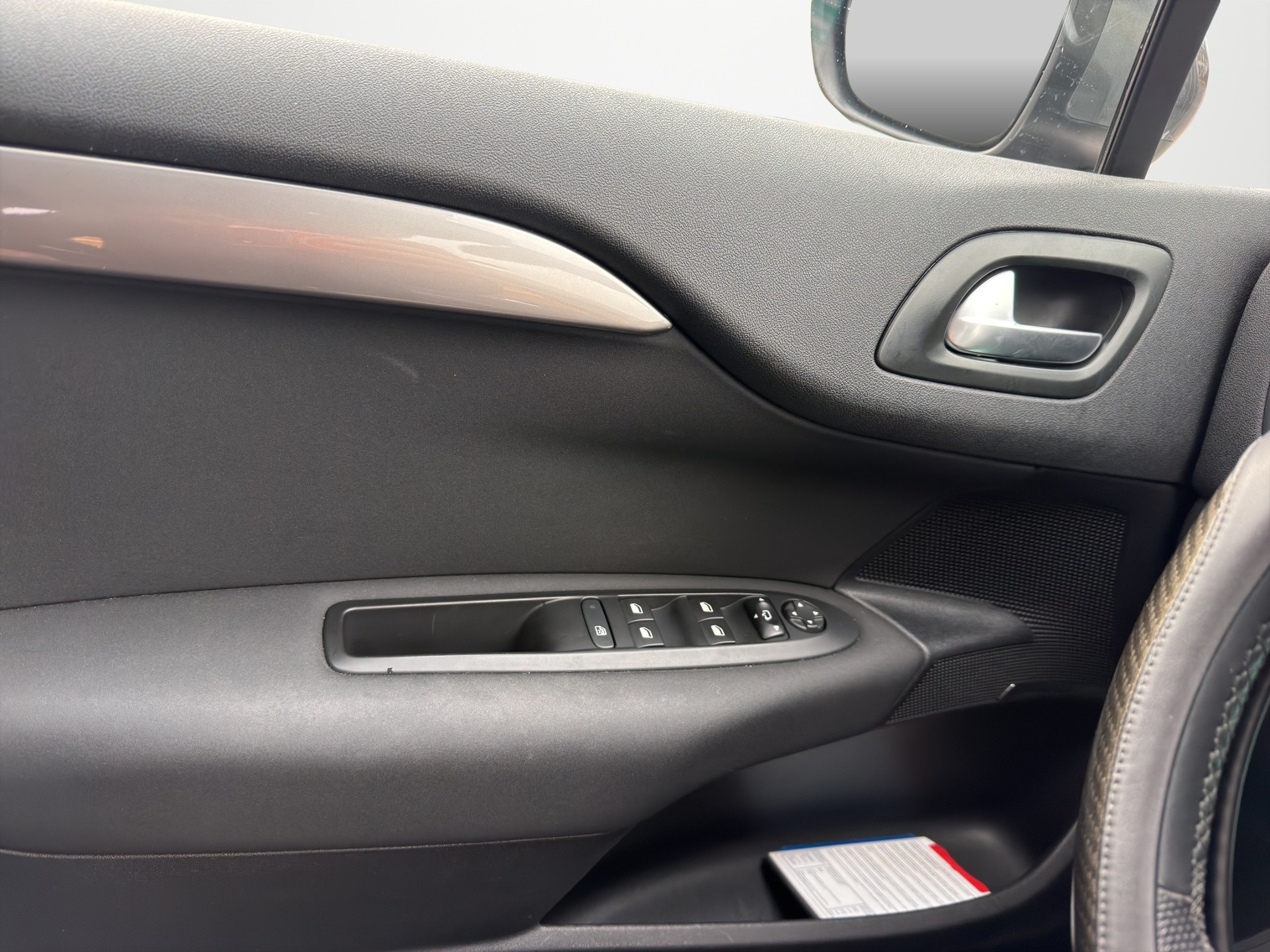 CITROEN C4 1.2 Pure Tech Feel Edition-image-17