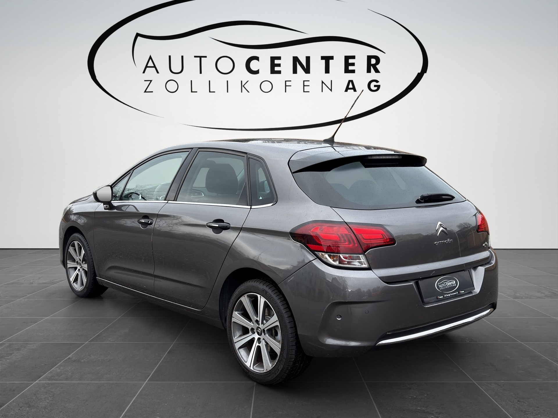 CITROEN C4 1.2 Pure Tech Feel Edition-image-5