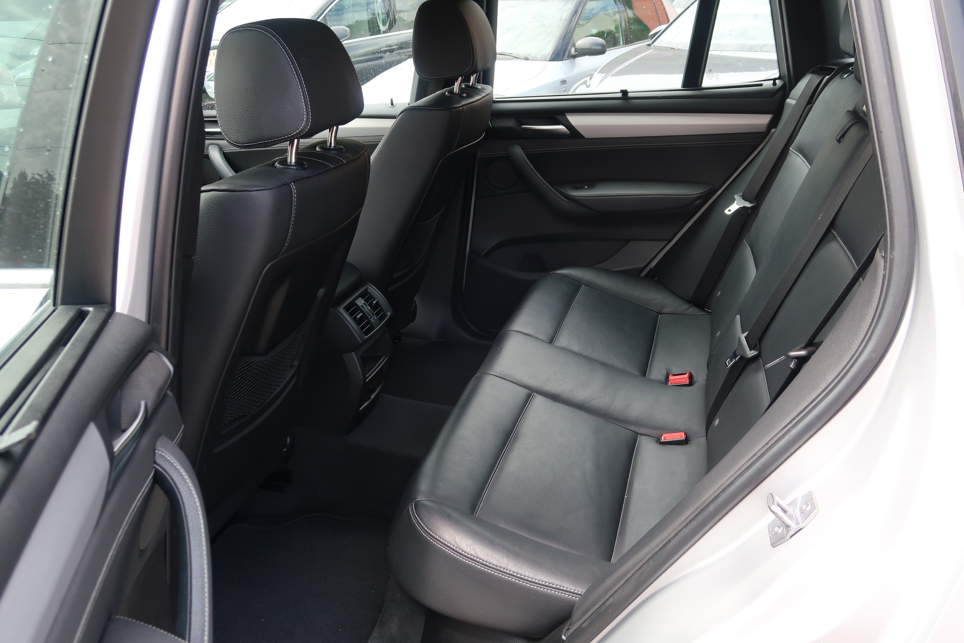 BMW X3 xDrive 28i Steptronic-image-9