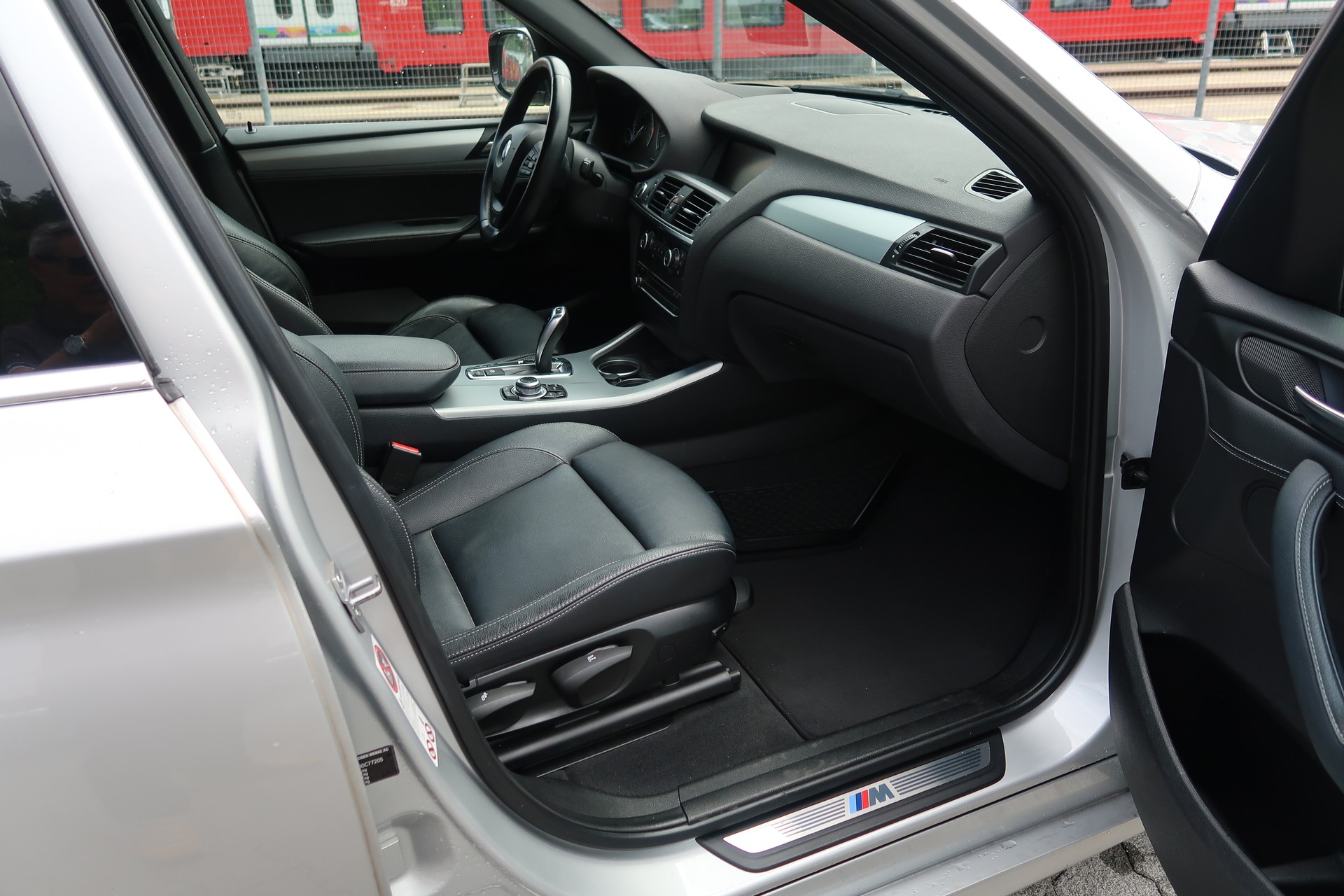BMW X3 xDrive 28i Steptronic-image-19