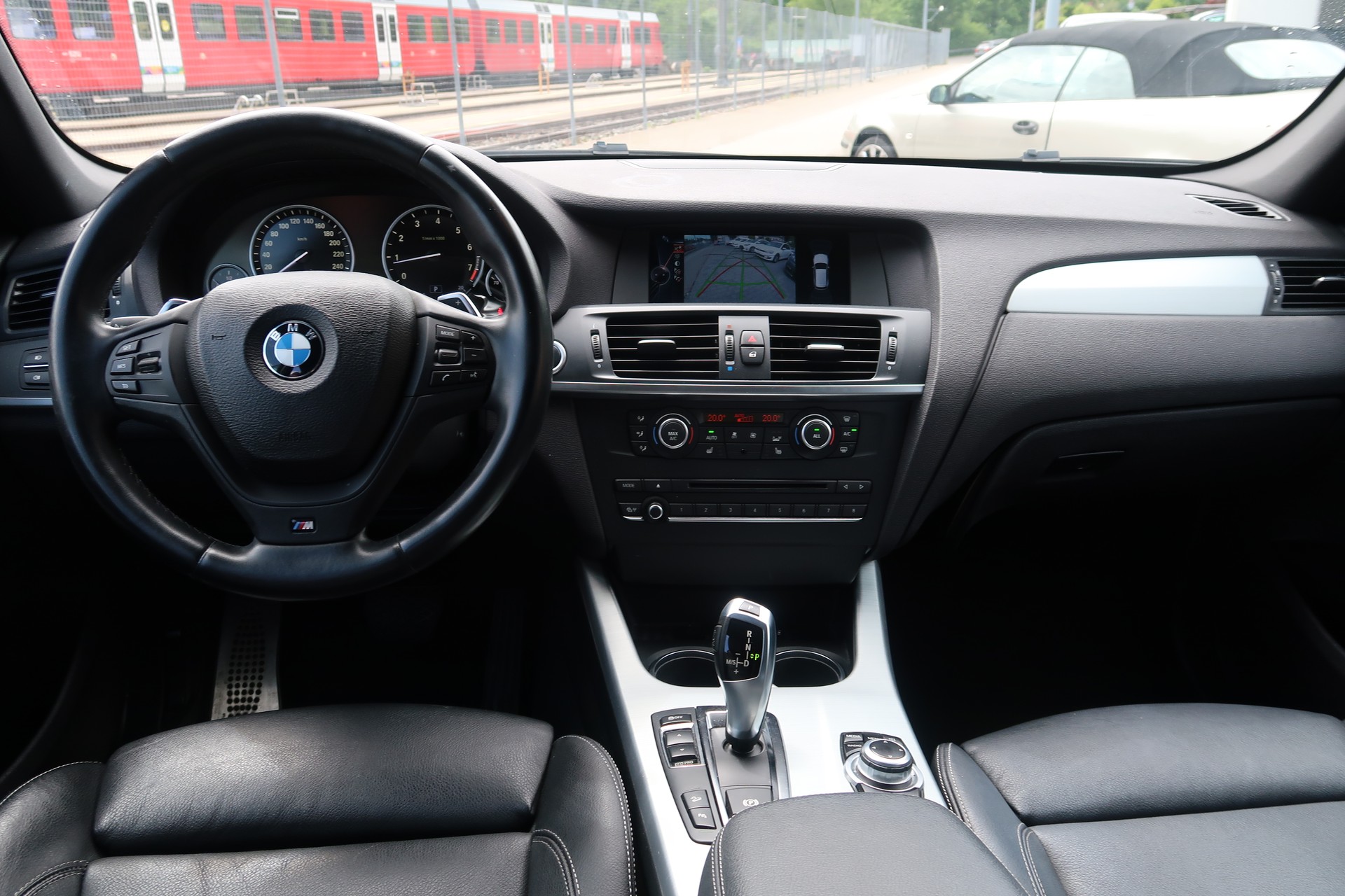 BMW X3 xDrive 28i Steptronic-image-18