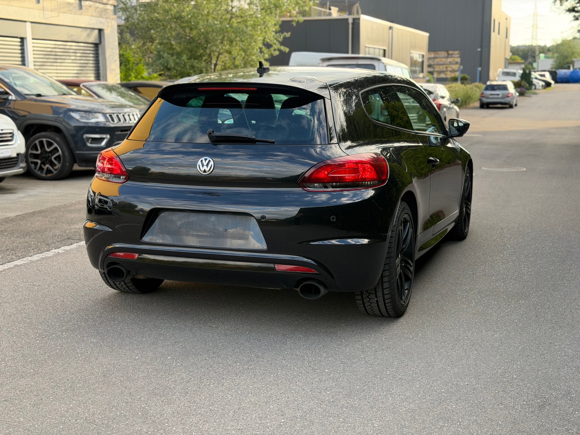 VW Scirocco 2.0 TSI R DSG-image-4