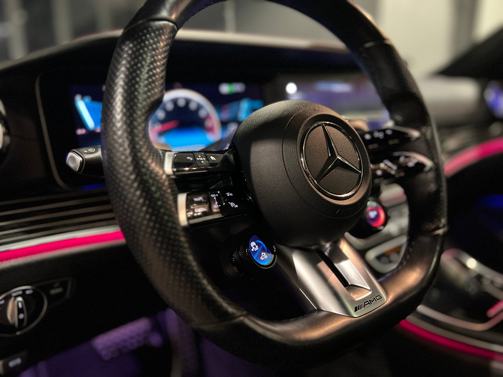 MERCEDES-BENZ E 53 Coupé AMG 4Matic+ 9G-Speedshift TCT-image-13