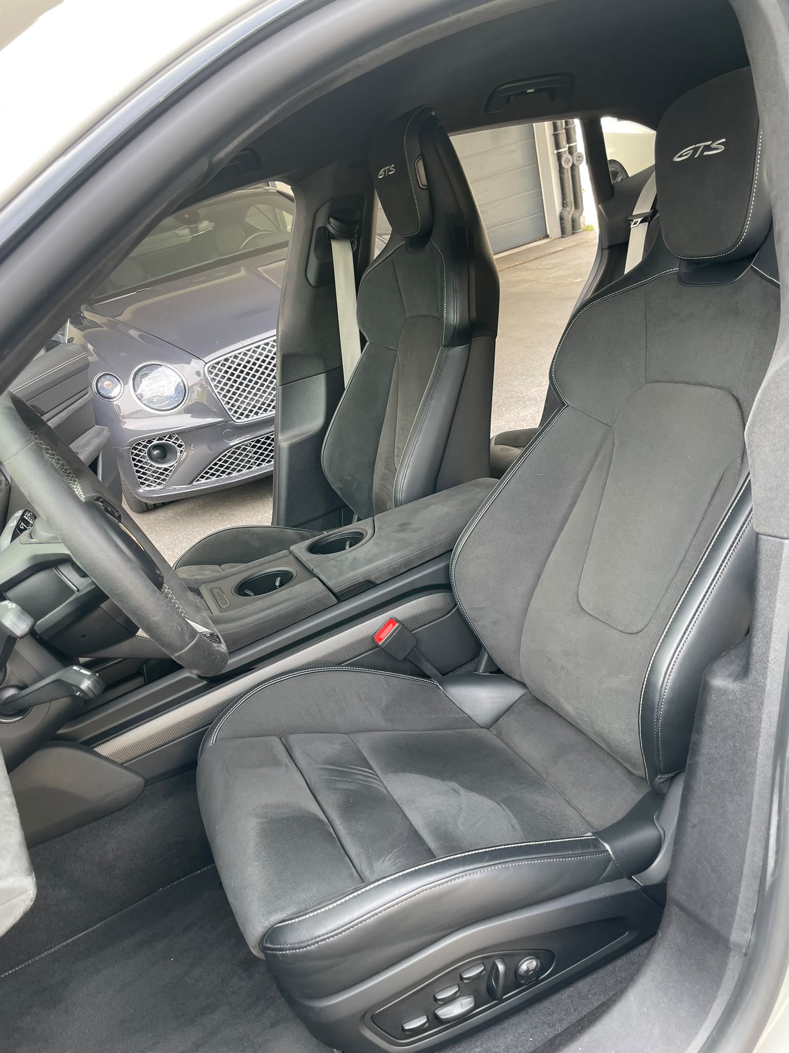 PORSCHE Taycan GTS Sport Turismo Performance Plus 93,4kWh 65% Rabatt Porsche Approved Garantie bis 7.5.2027-image-9