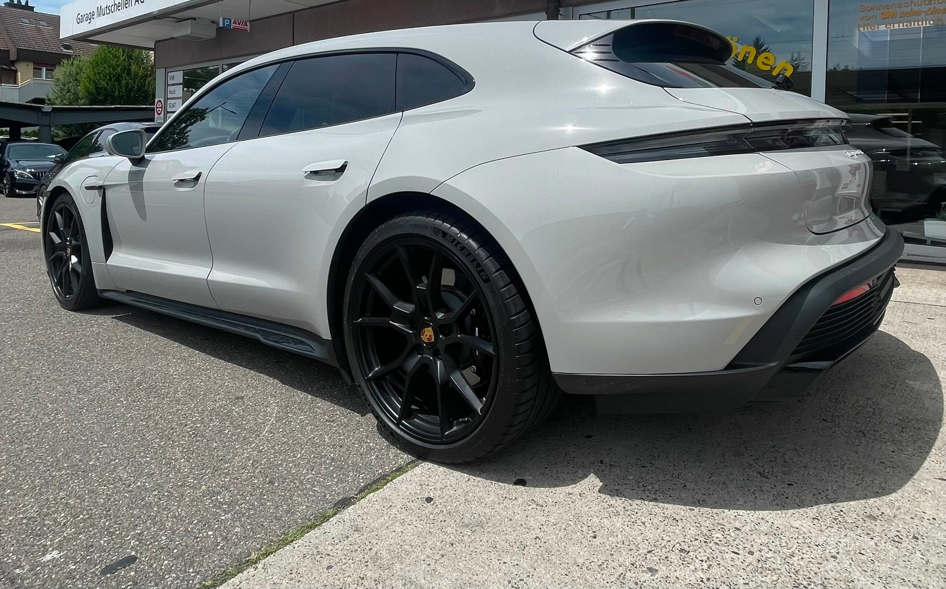 PORSCHE Taycan GTS Sport Turismo Performance Plus 93,4kWh 65% Rabatt Porsche Approved Garantie bis 7.5.2027-image-3