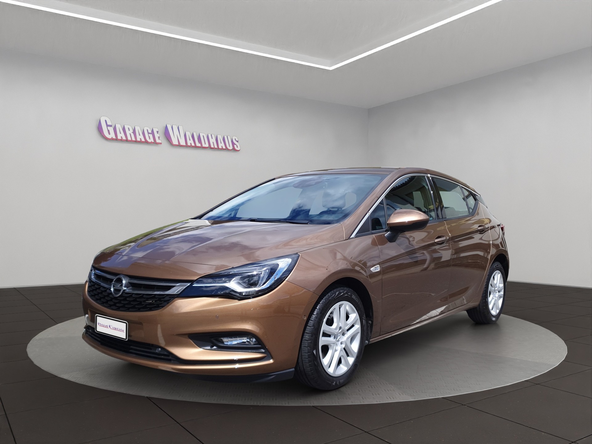 OPEL Astra 1.4i Turbo Excellence Automatic