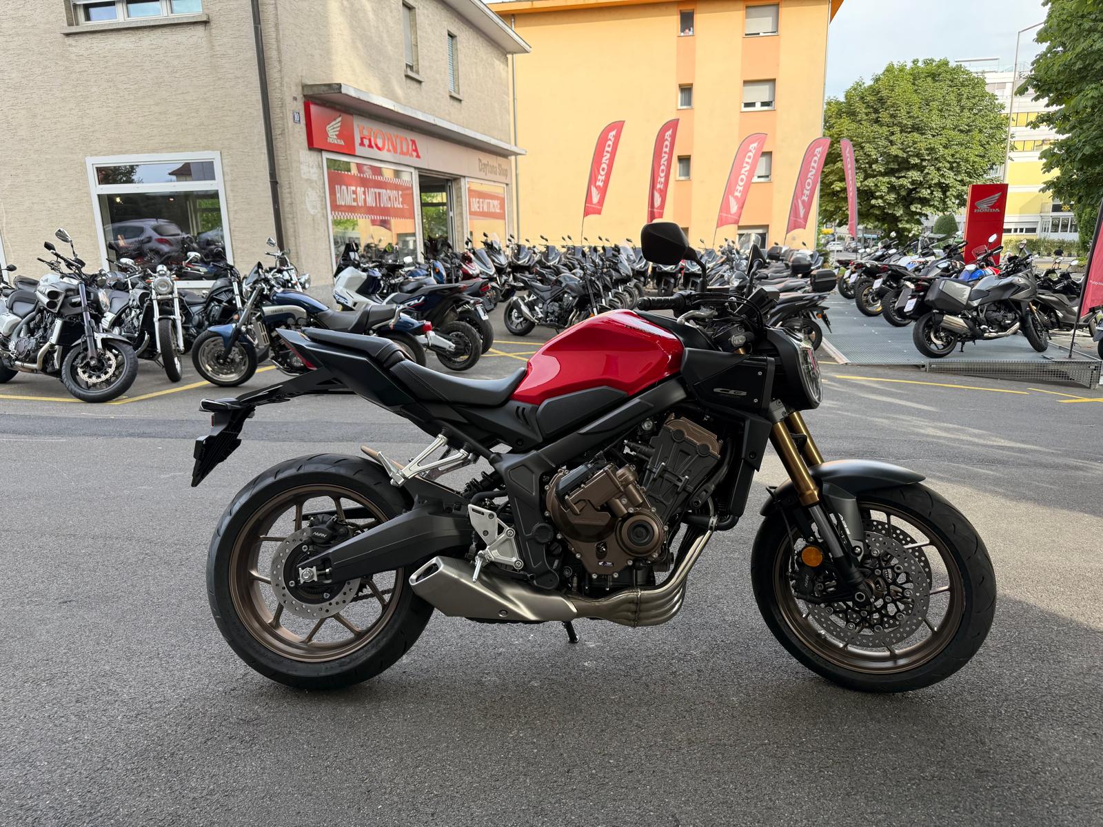 HONDA CB 650 R E-Clutch-image-3