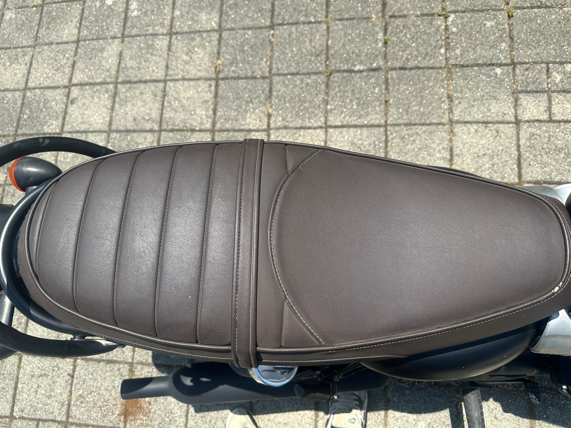 TRIUMPH Bonneville T120 ABS-image-5