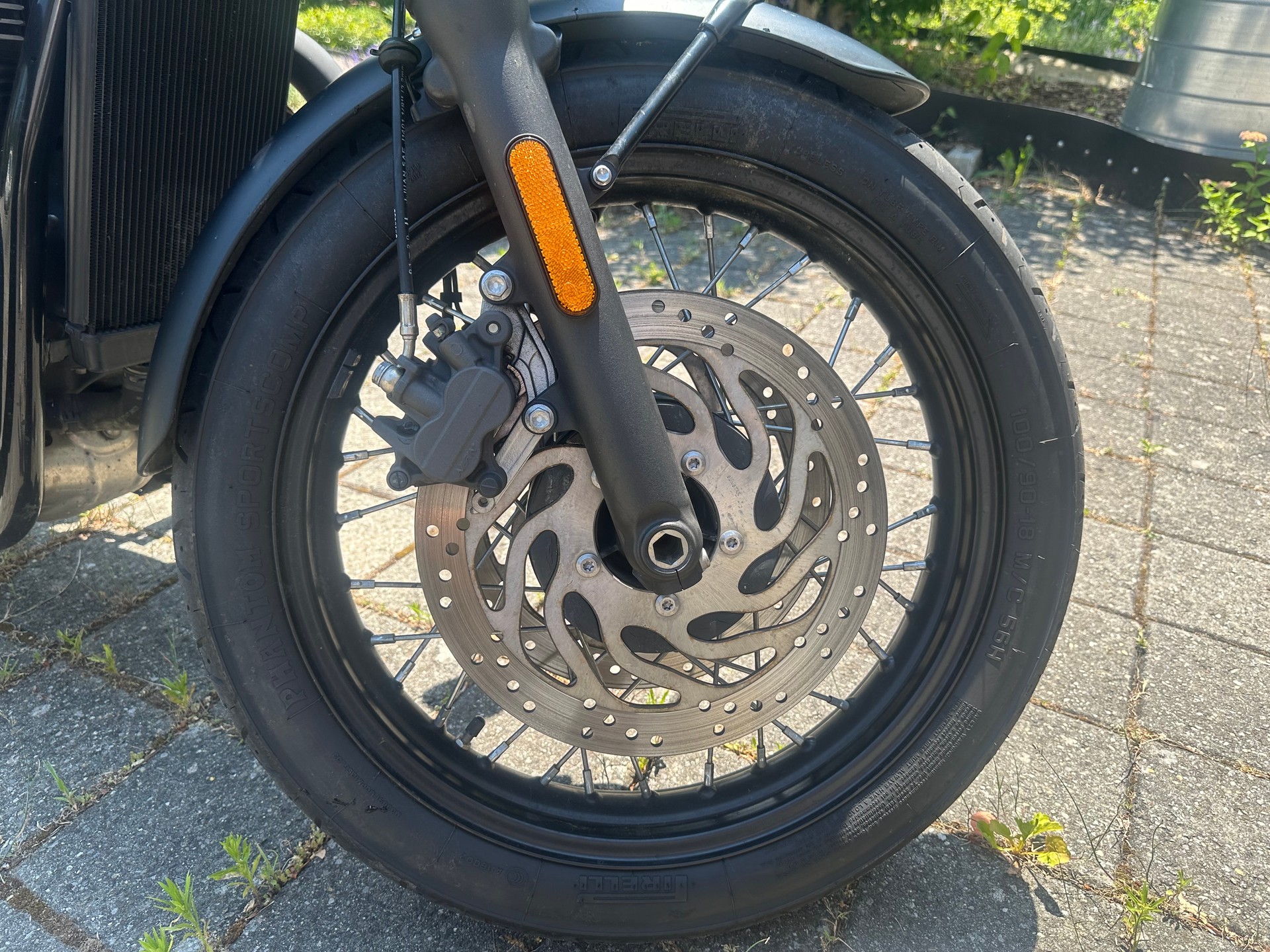 TRIUMPH Bonneville T120 ABS-image-3