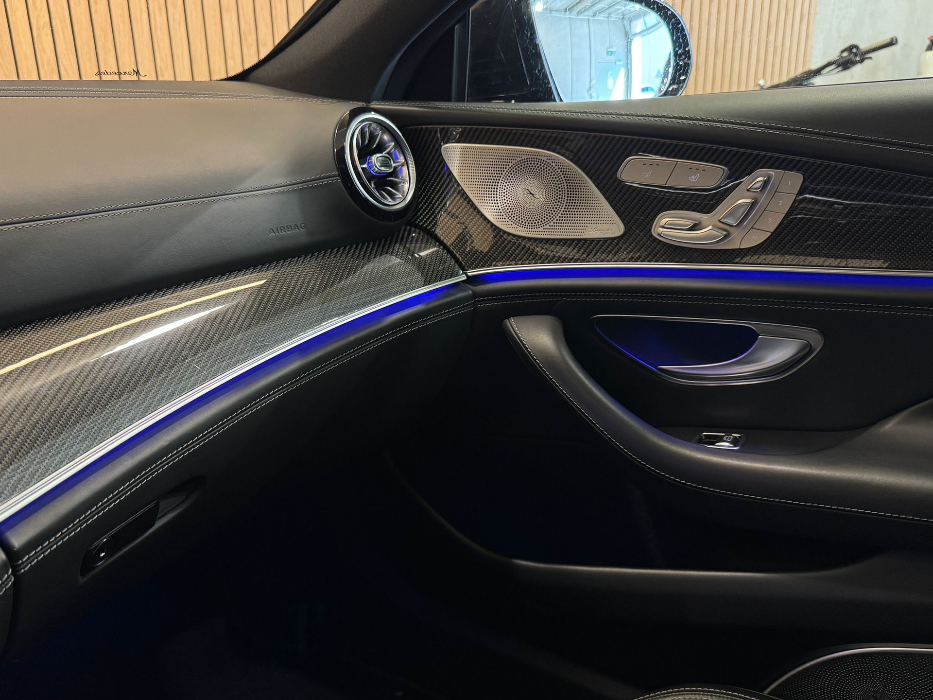 MERCEDES-BENZ AMG GT 4 63 S 4Matic+ Speedshift MCT *CH-Fahrzeug*-image-23