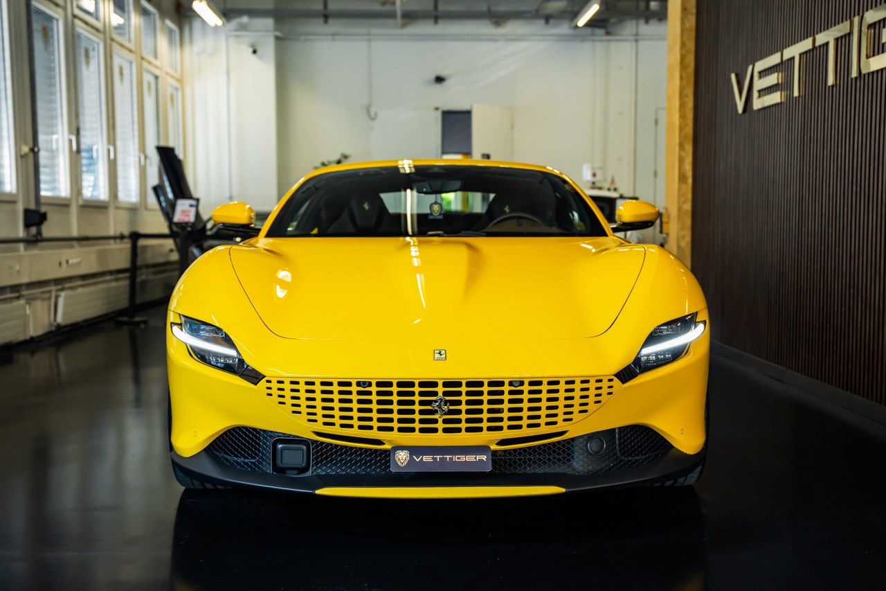 FERRARI Roma 3.9 V8 T-showroom-element-2