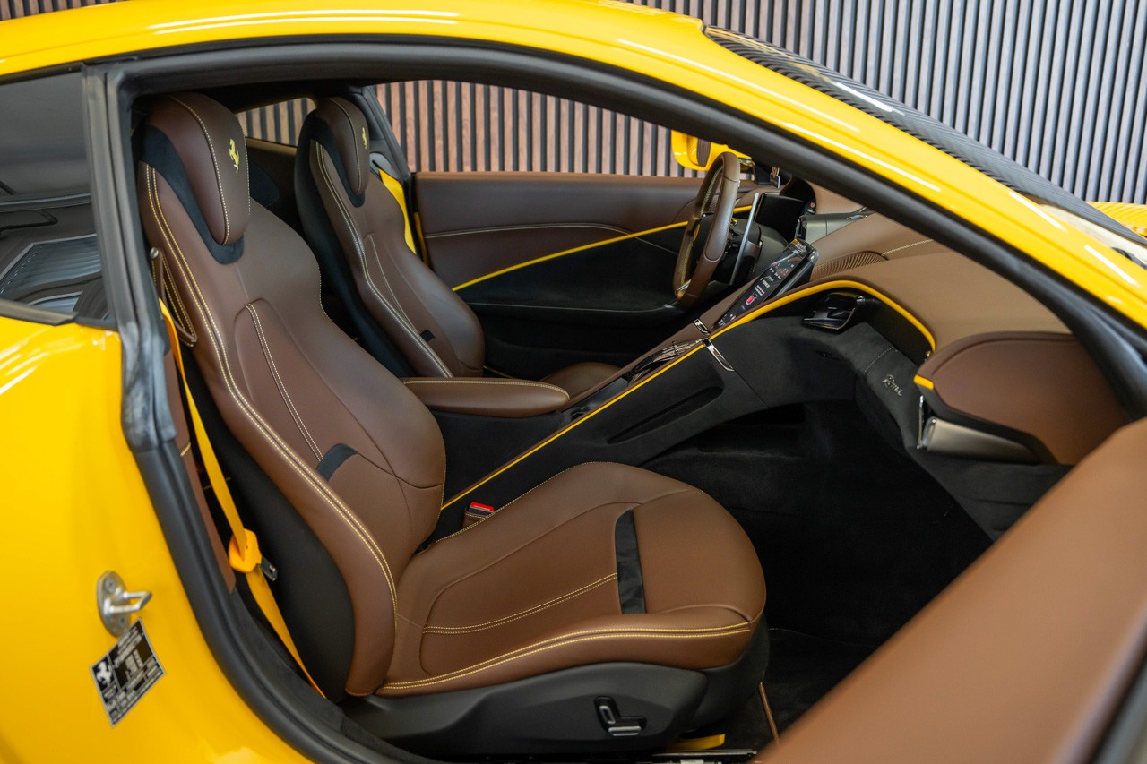 FERRARI Roma 3.9 V8 T-image-16