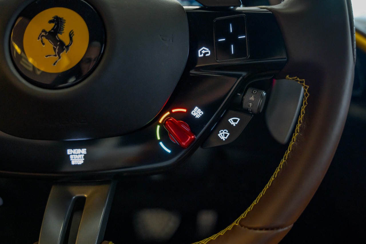 FERRARI Roma 3.9 V8 T-image-32
