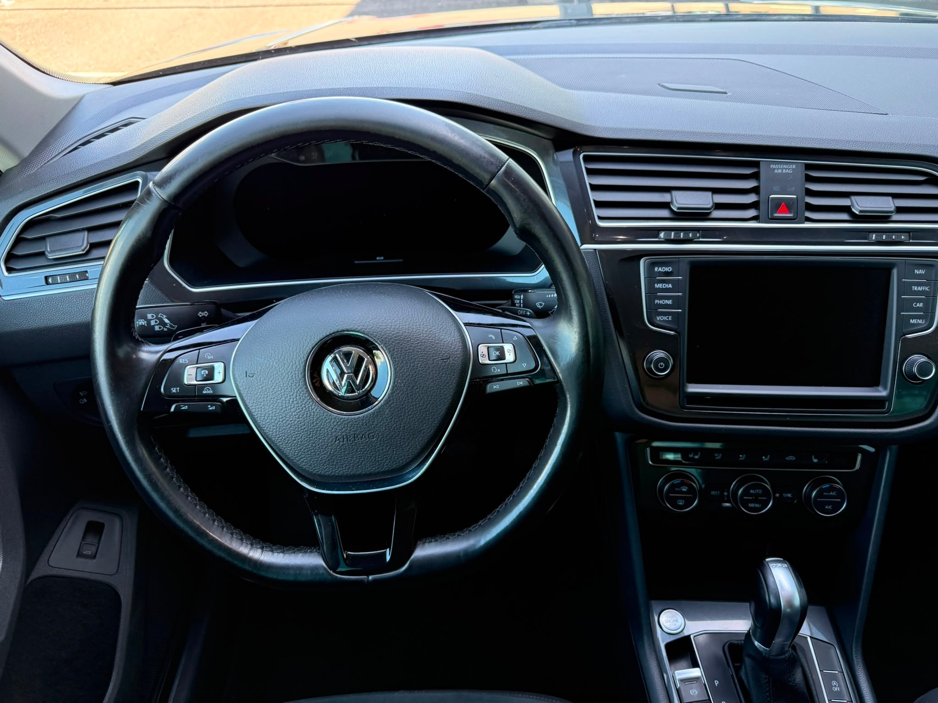 VW Tiguan 2.0 TDI Highline 4Motion DSG-image-8