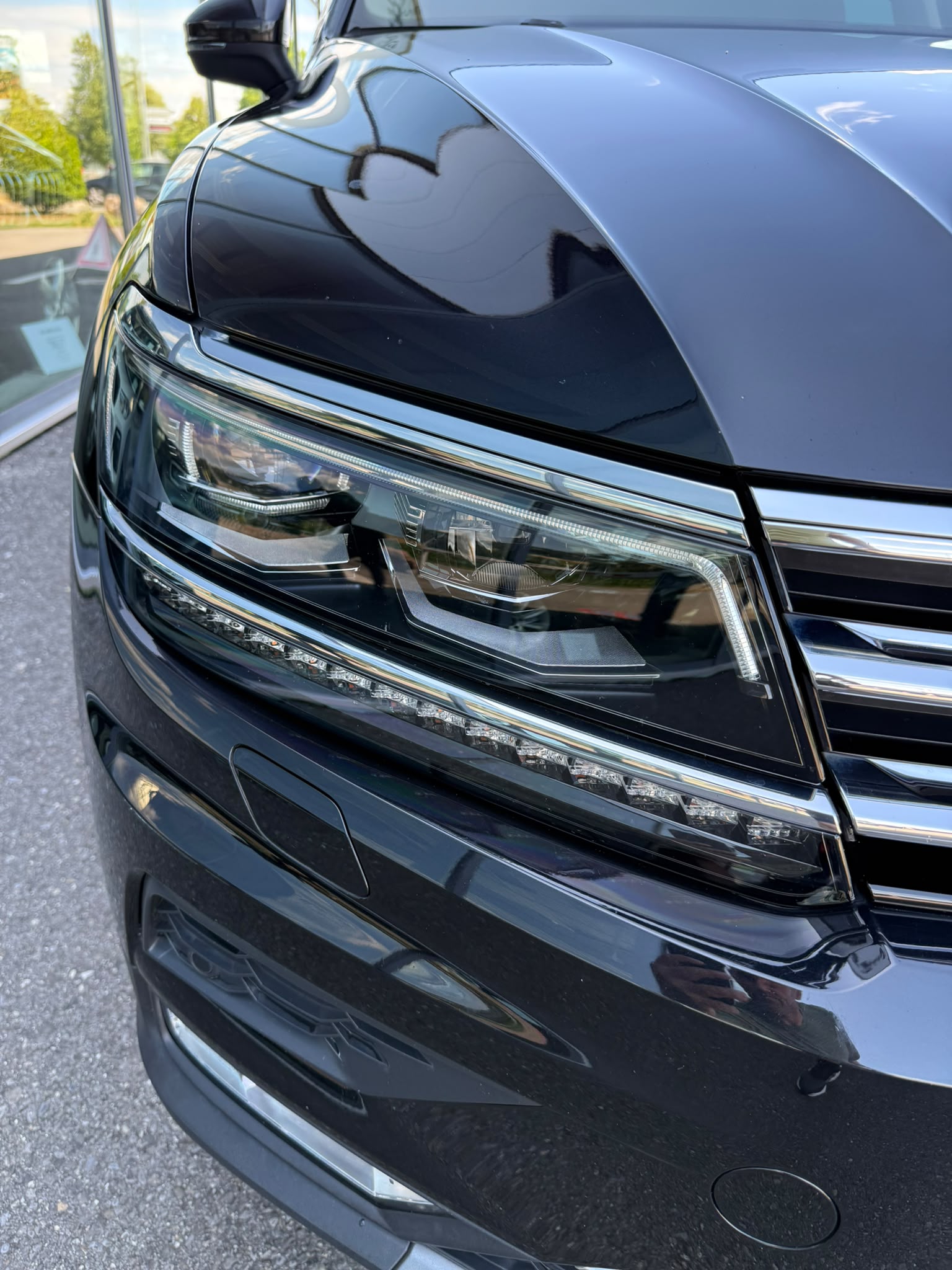 VW Tiguan 2.0 TDI Highline 4Motion DSG-image-4