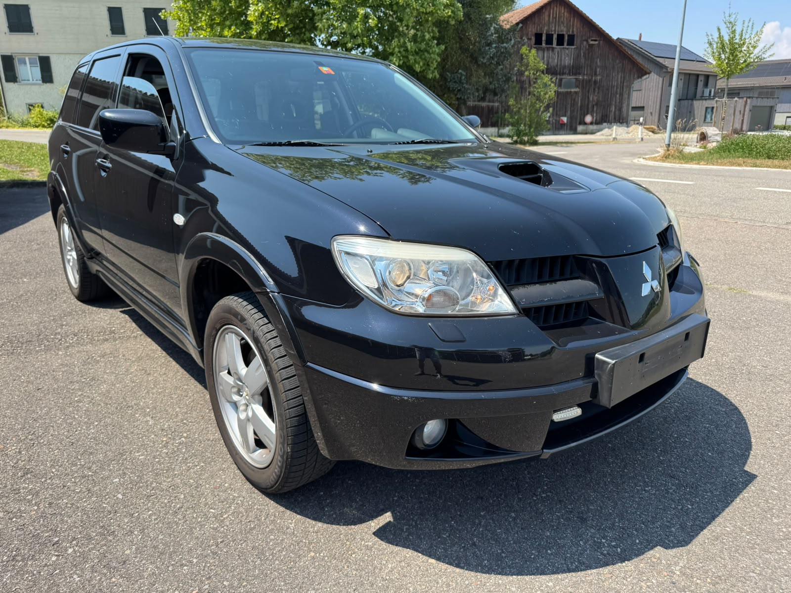 MITSUBISHI Outlander 2.0 16V Turbo-image-2