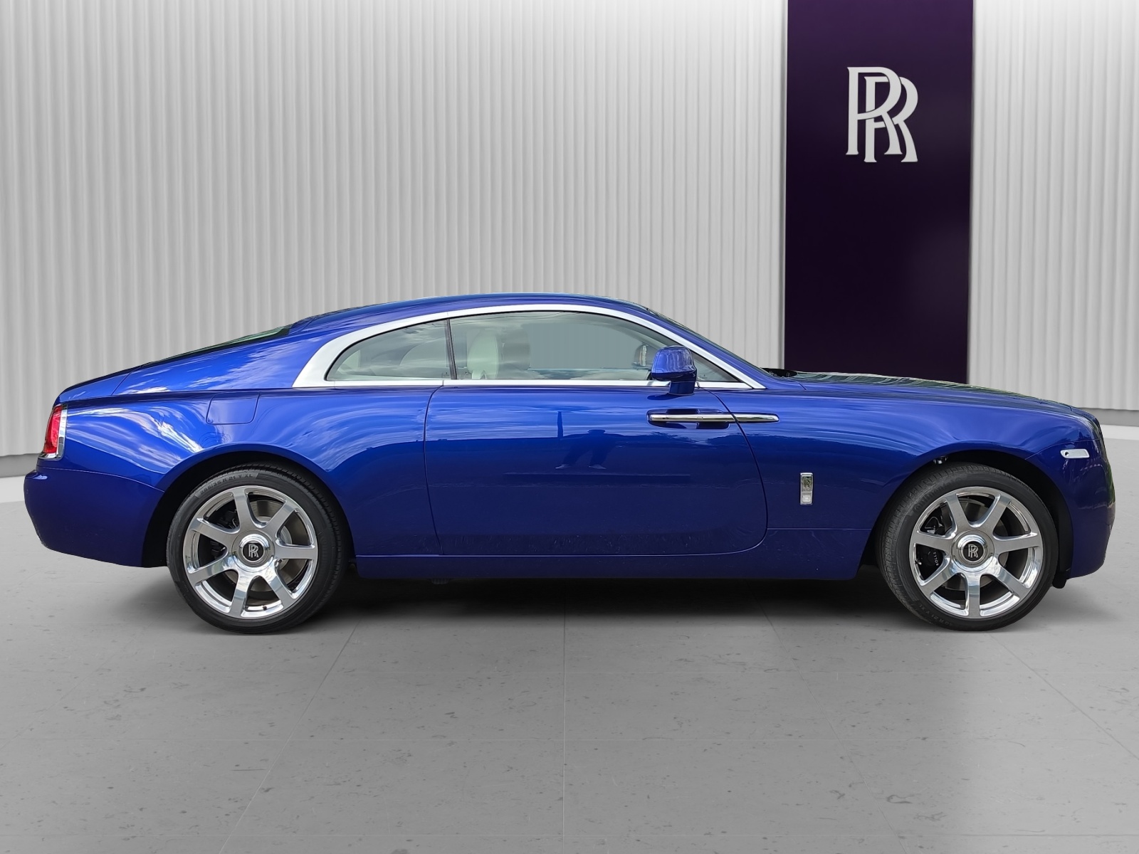 ROLLS-ROYCE Wraith - RR Provenance 24 Monaten Garantie und Service-showroom-element-2