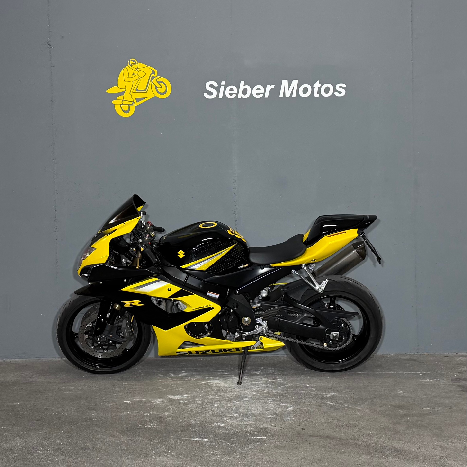 SUZUKI GSX-R1000-image-2