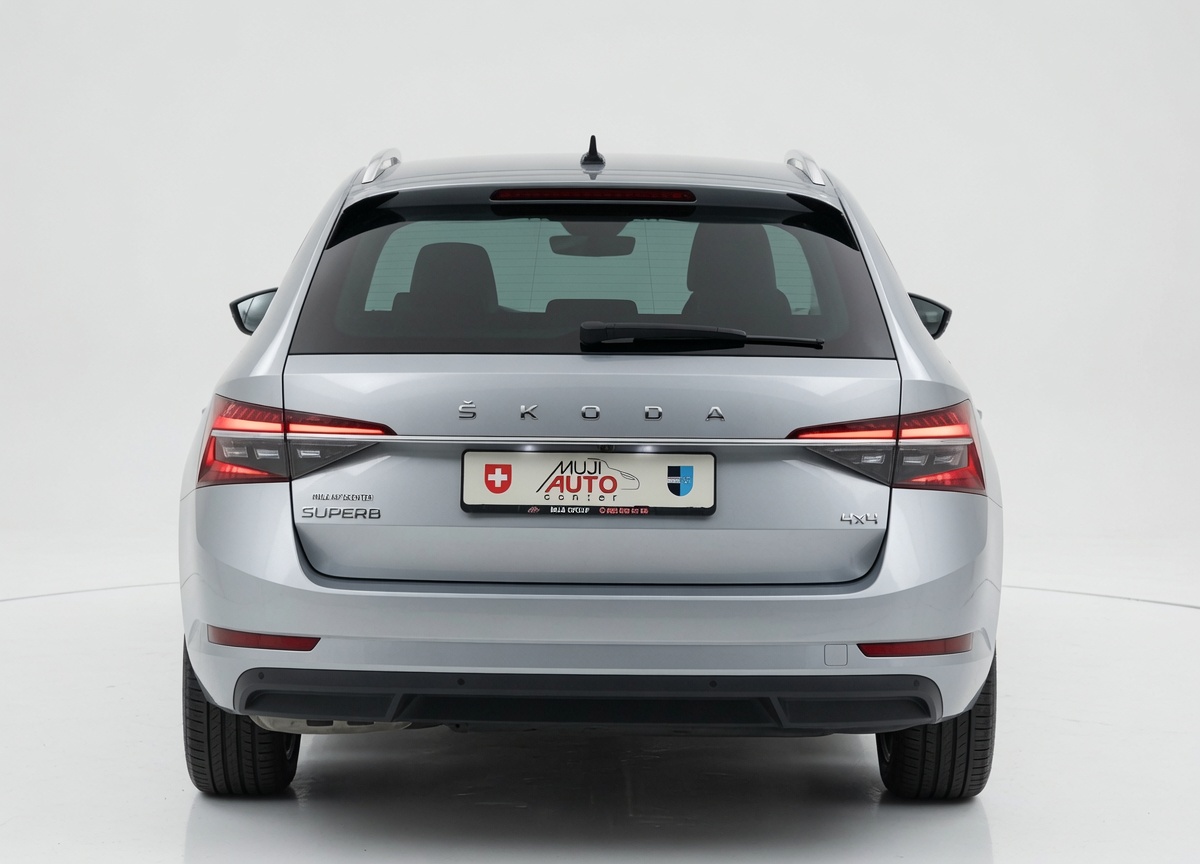 SKODA Superb Combi 2.0 TDi Style 4x4 DSG-showroom-element-3