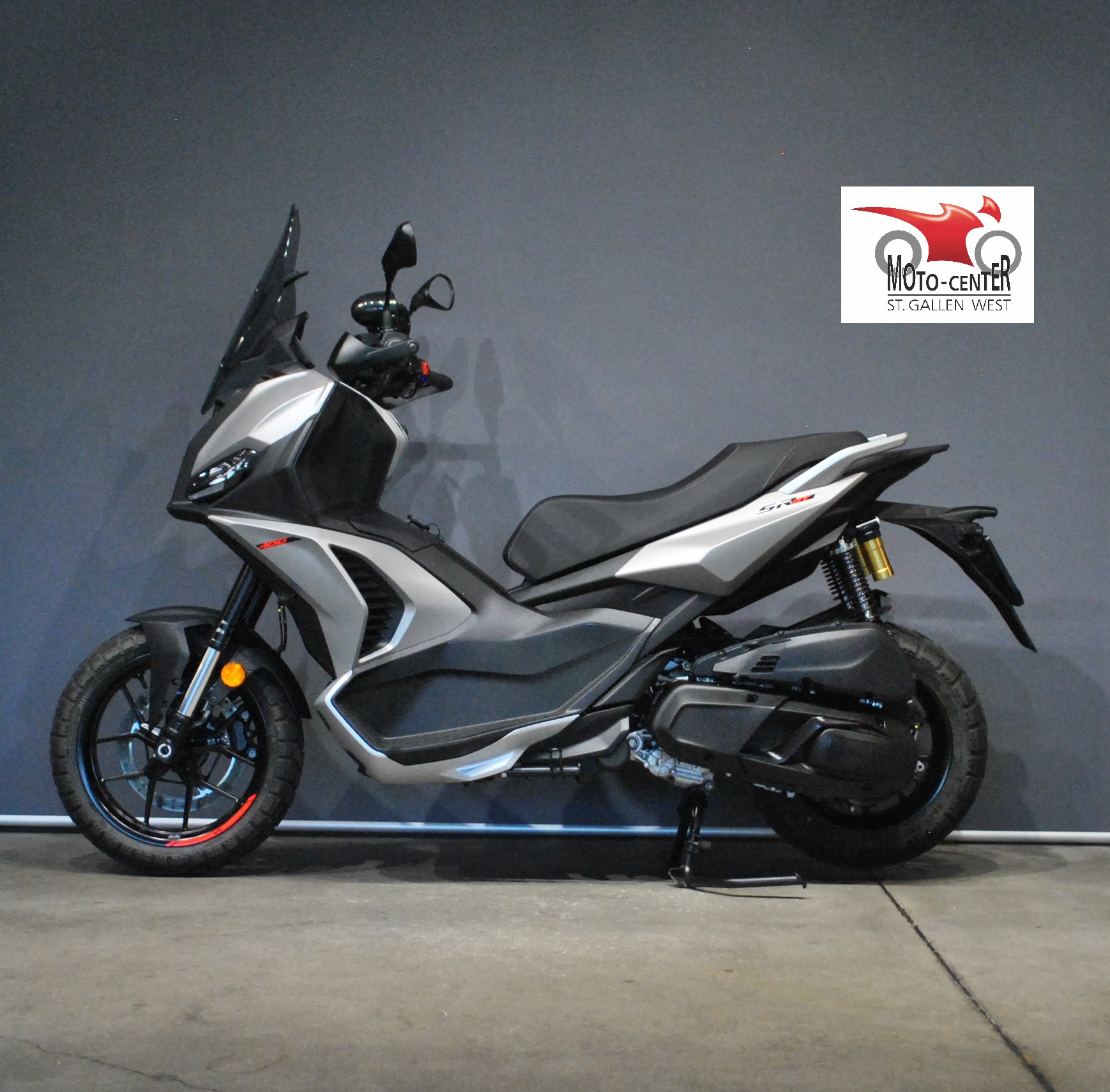 APRILIA SR 400 GT-image-2