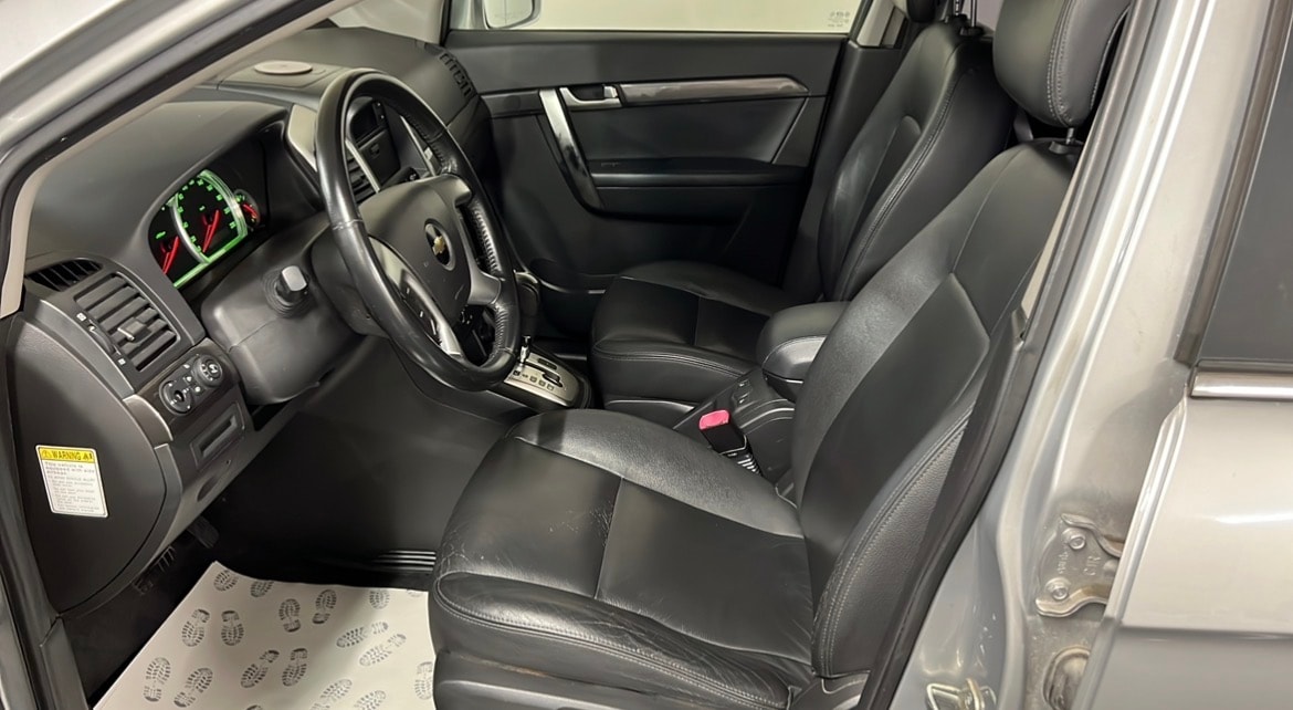 CHEVROLET Captiva 3.2 V6 LT Executive 4WD Automatic-image-9