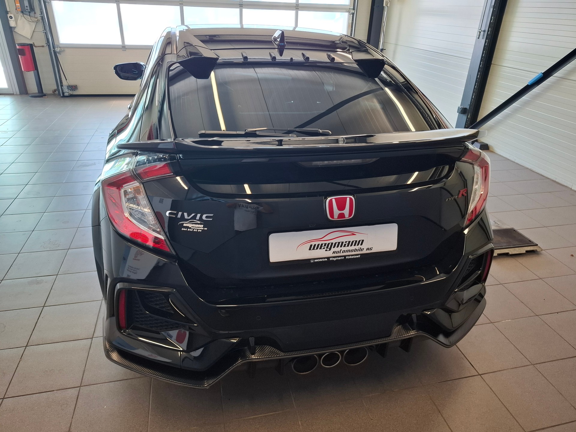 HONDA Civic 2.0 i-VTEC Type R Sport Line-showroom-element-3