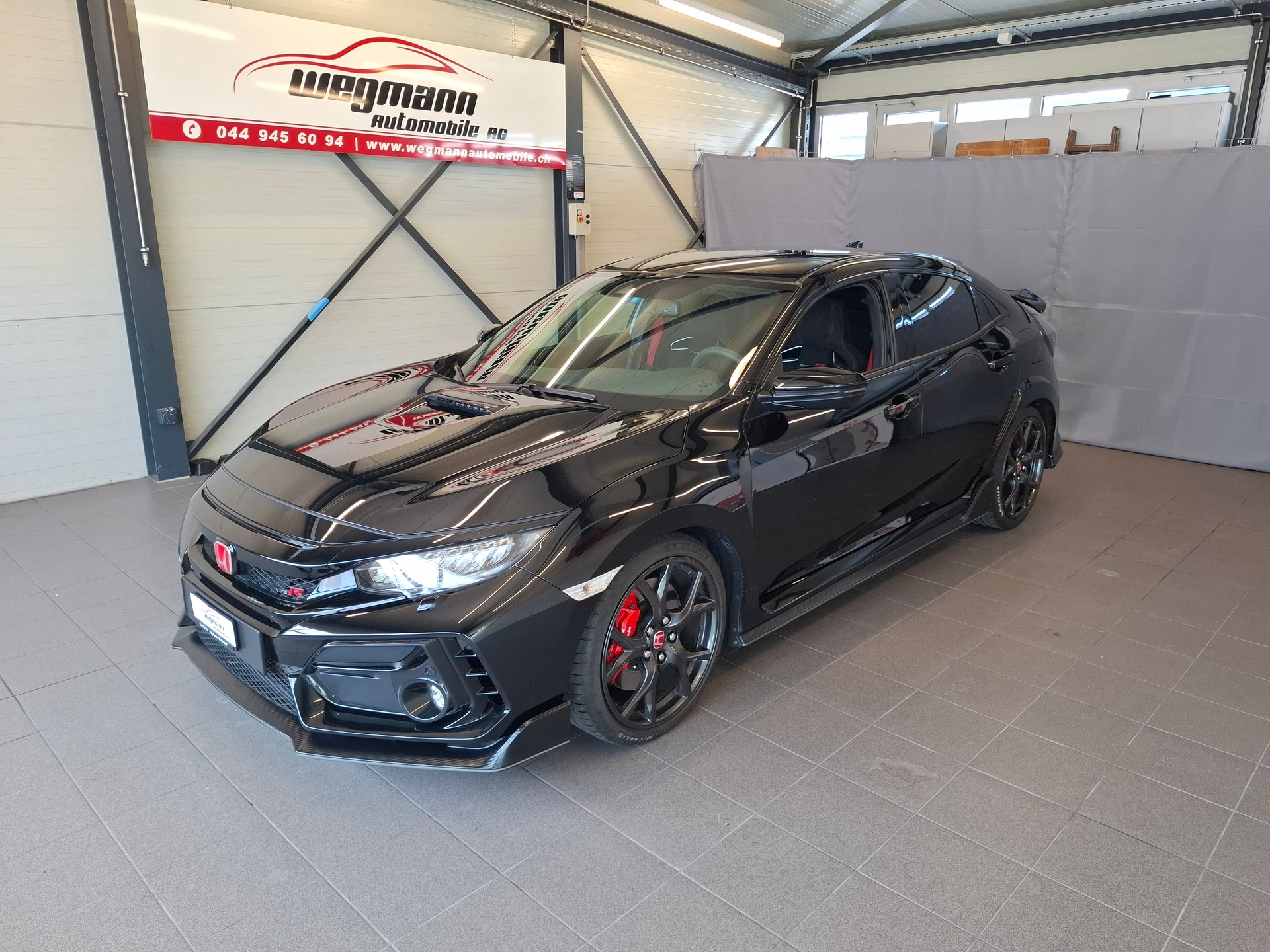 HONDA Civic 2.0 i-VTEC Type R Sport Line-showroom-element-1