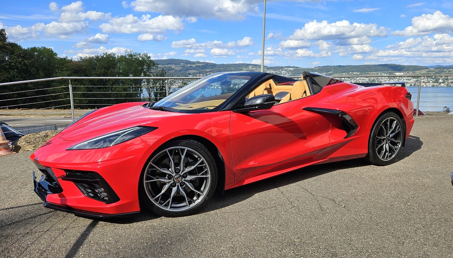 CHEVROLET CORVETTE C8 Stingray Cabriolet-showroom-element-2