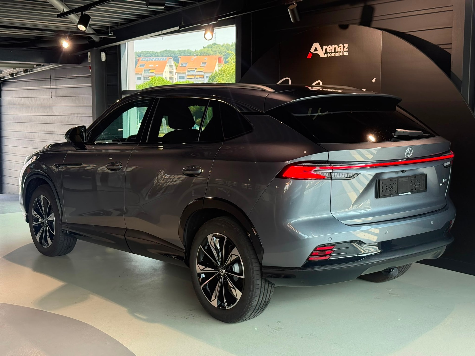 MG HS 1.5 T HEV Luxury-image-4