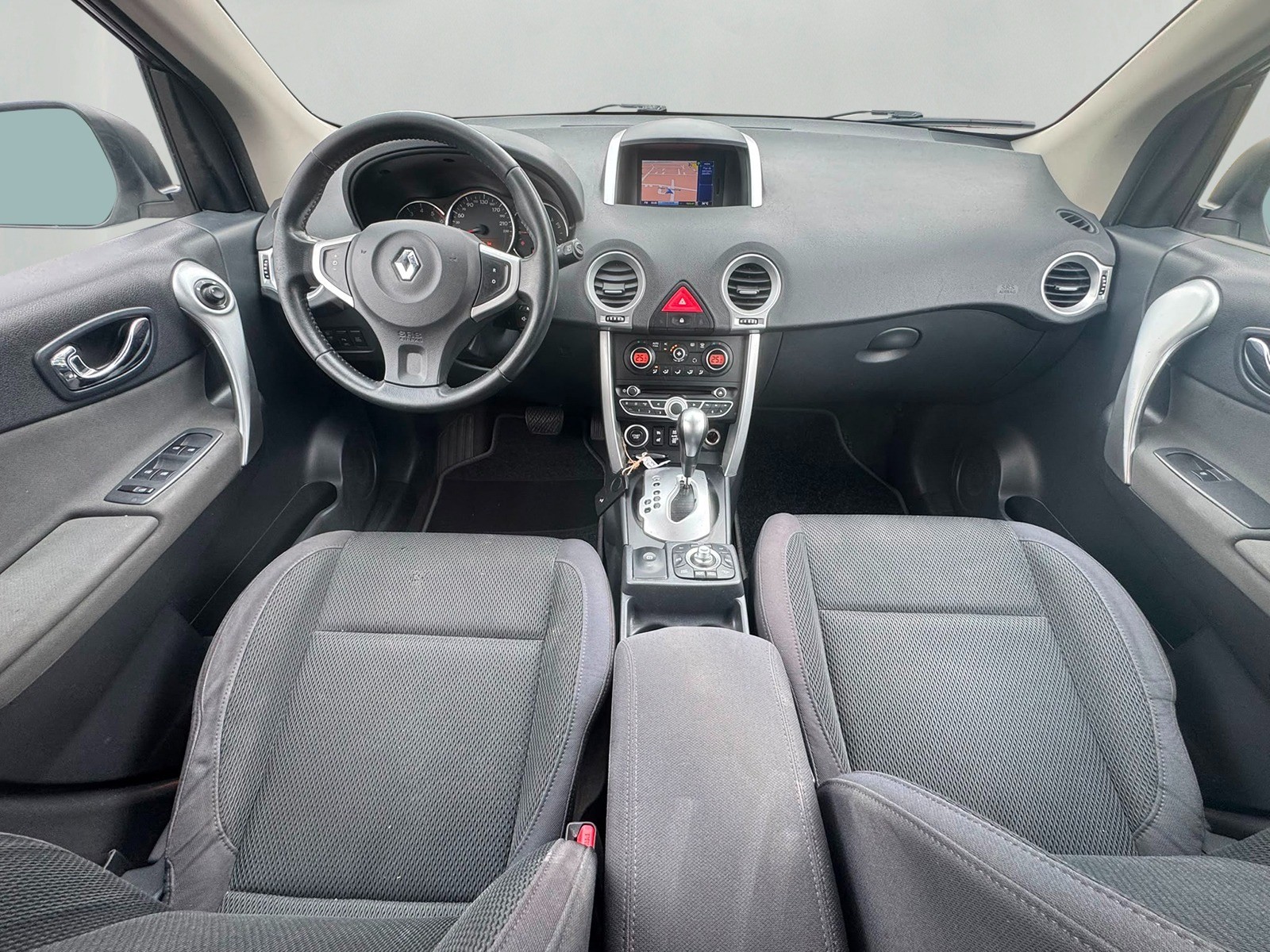 RENAULT Koleos 2.0 dCi Dynamique 4x4 Automatic-image-7