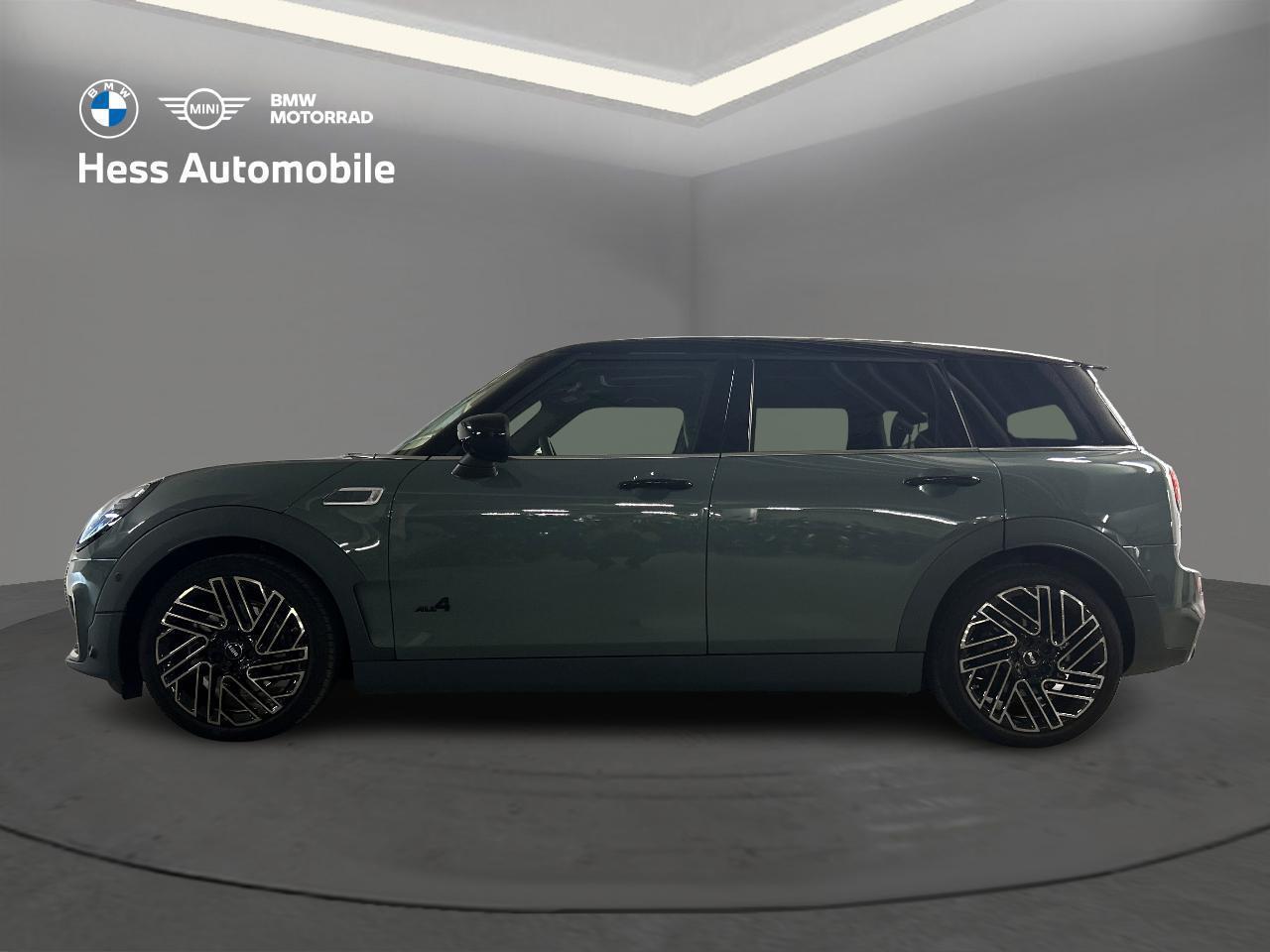 MINI Clubman 2.0i Cooper S ALL4-image-4